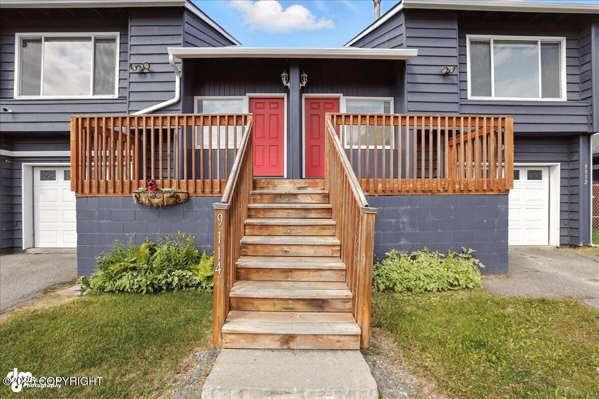 9112 Lakehurst Drive