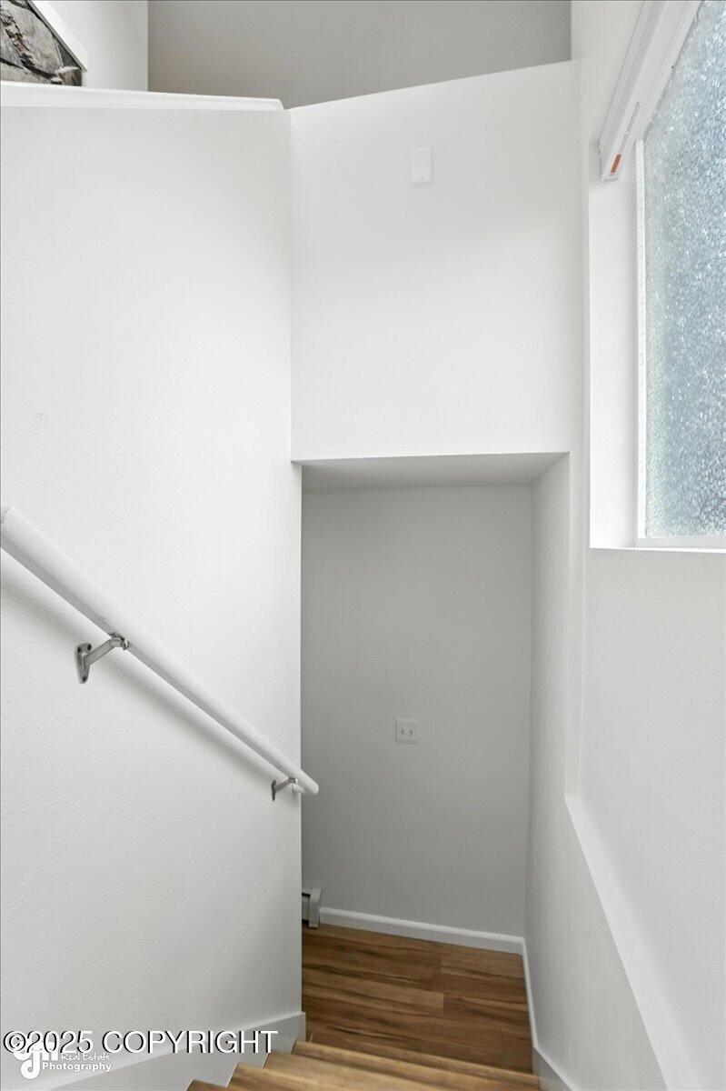 9112 Lakehurst Drive