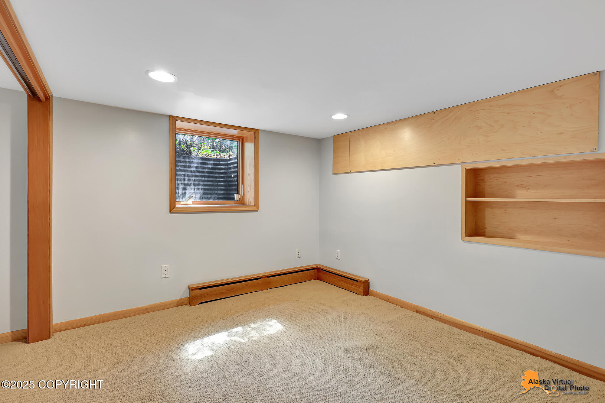 2641 W 27th Avenue