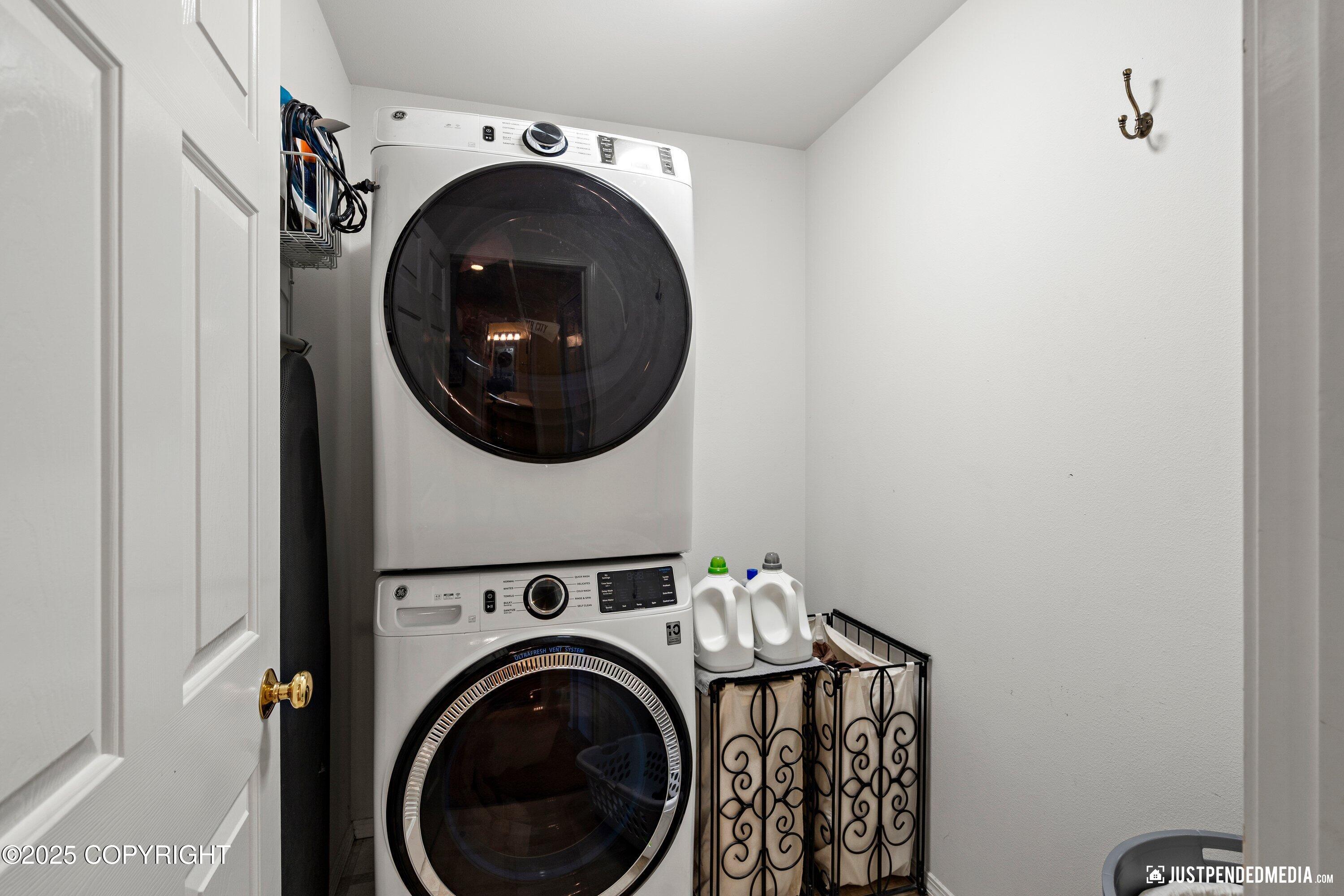 2431 Harbor Landing Circle