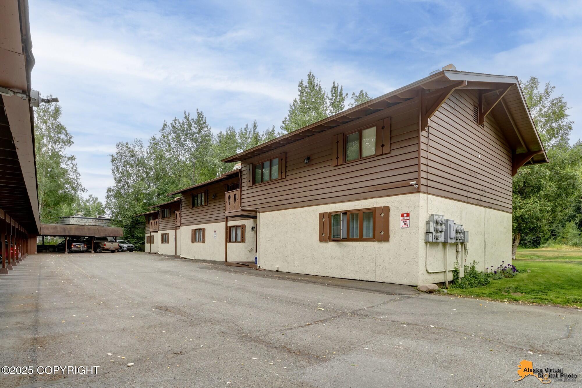 4840 Bryn Mawr Court # 3