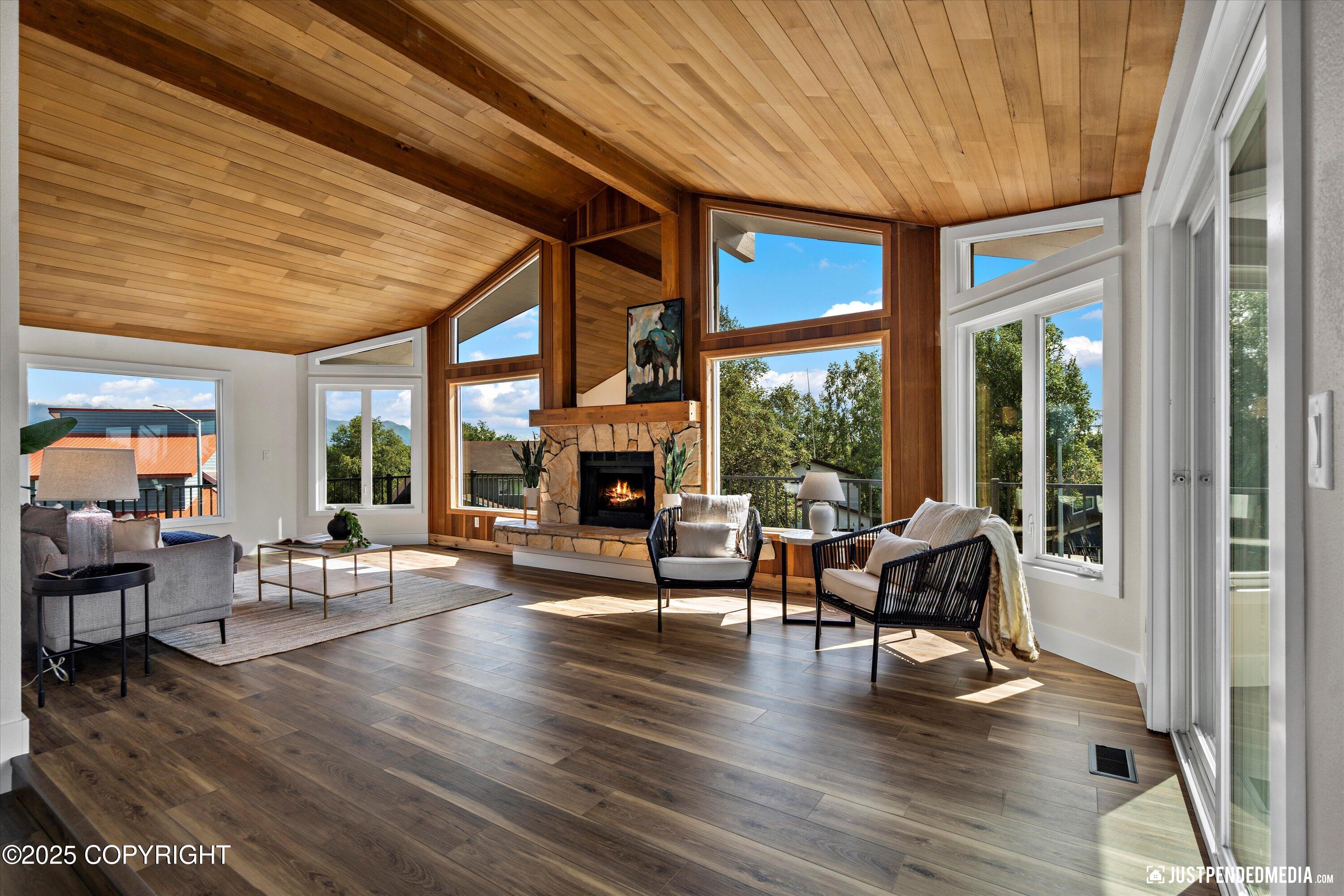 2751 Pelican Drive