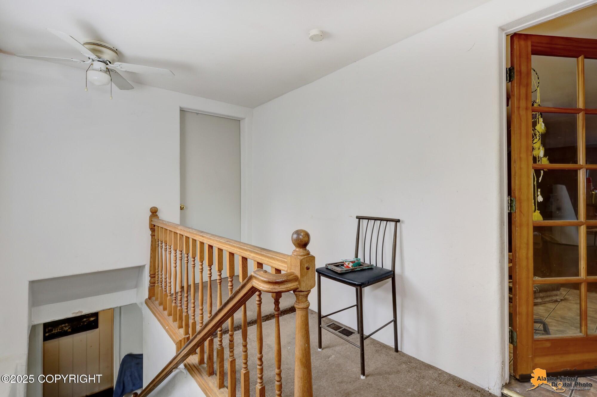 4440 view Circle