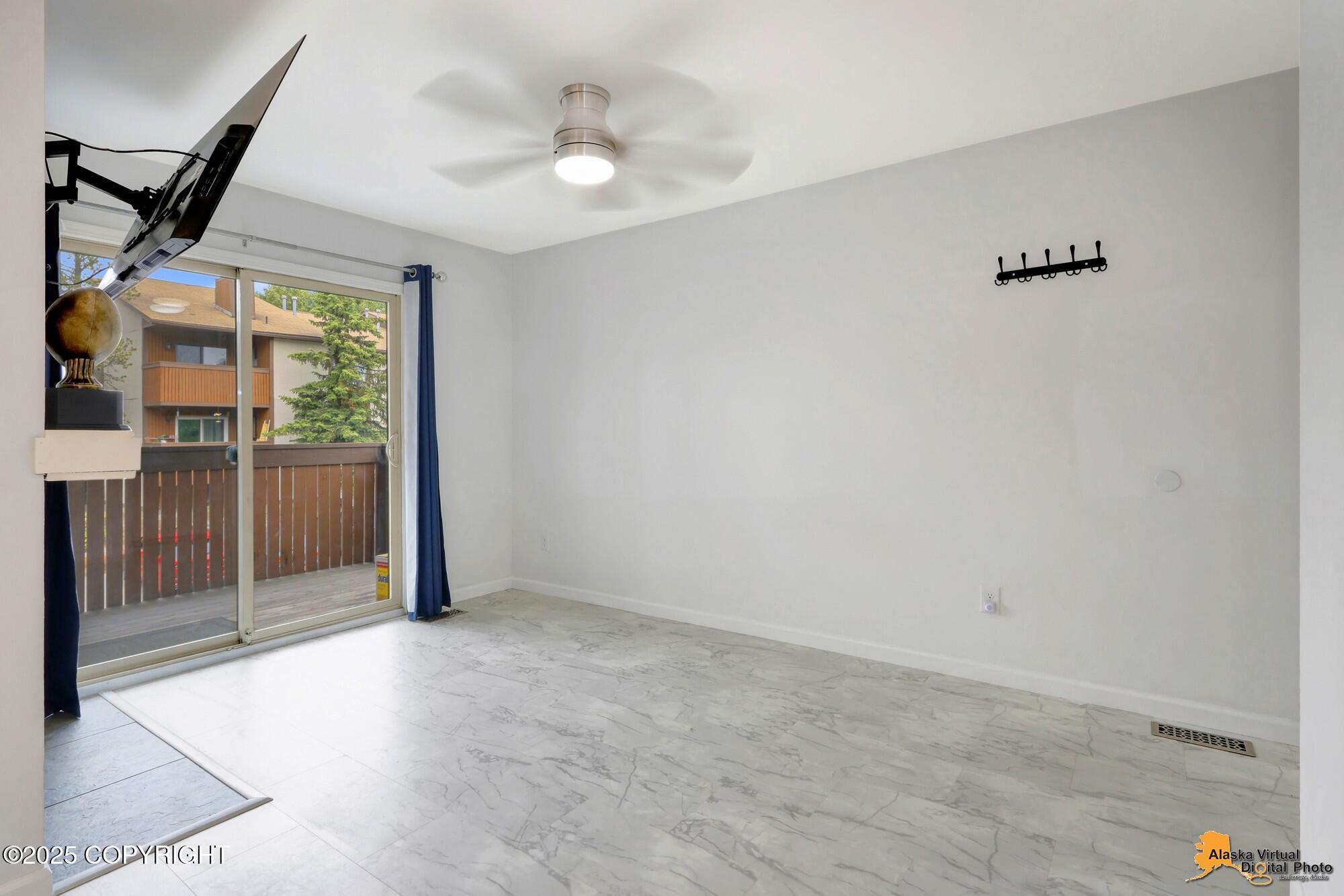 7260 Huntsmen Circle # 2B