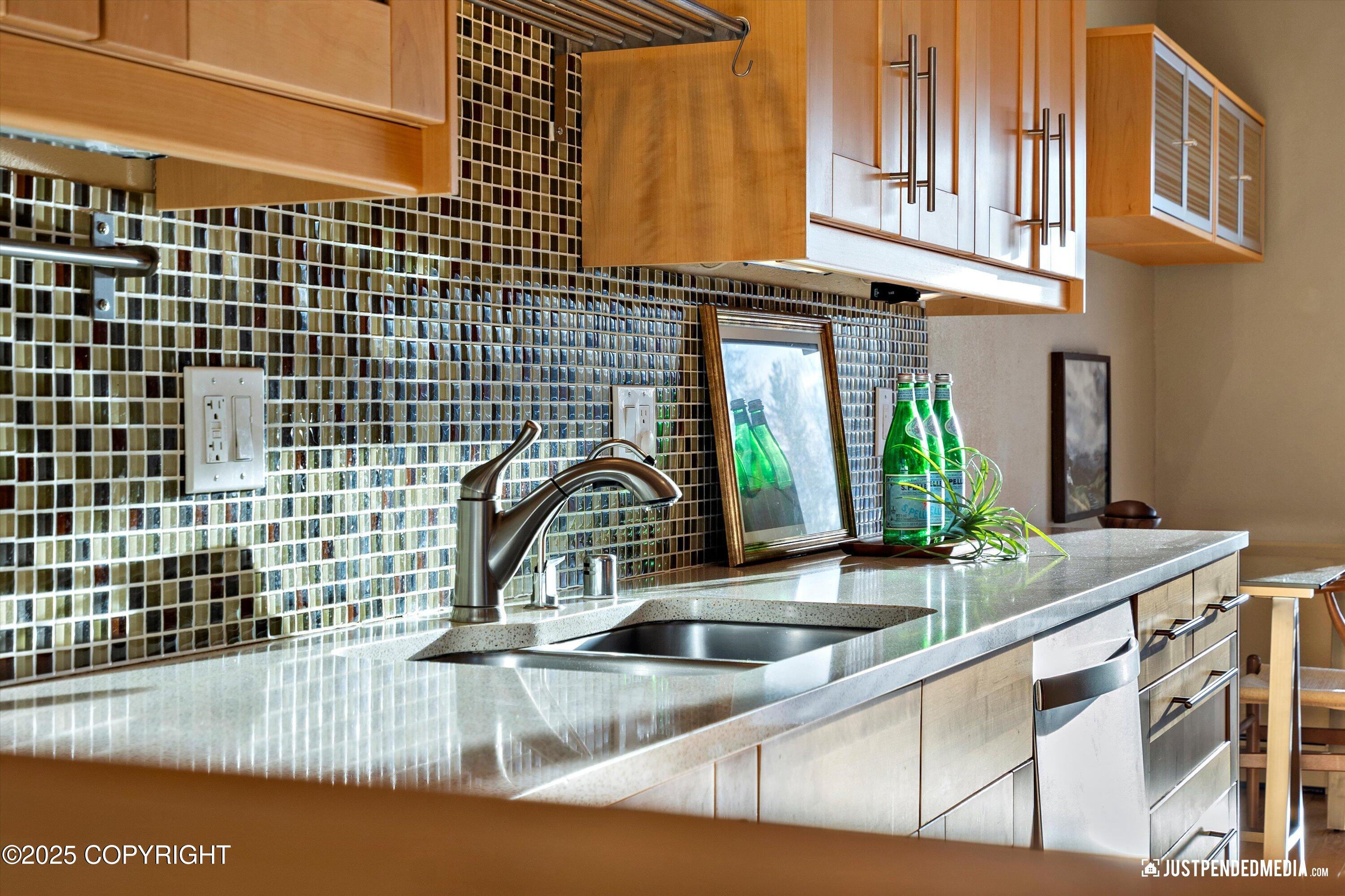 1016 W 22nd Avenue # 1 Unit: #1