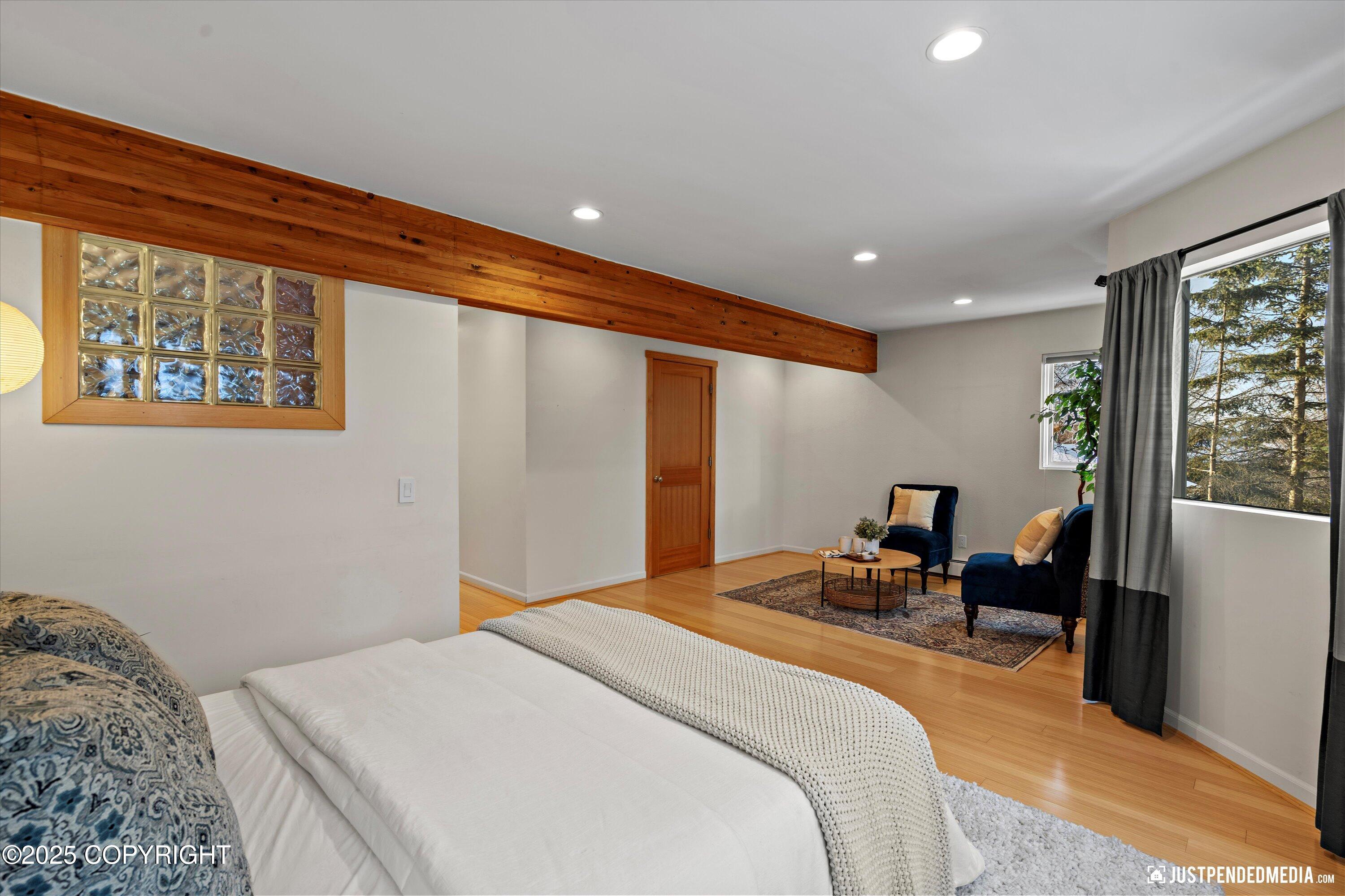 1016 W 22nd Avenue # 1 Unit: #1