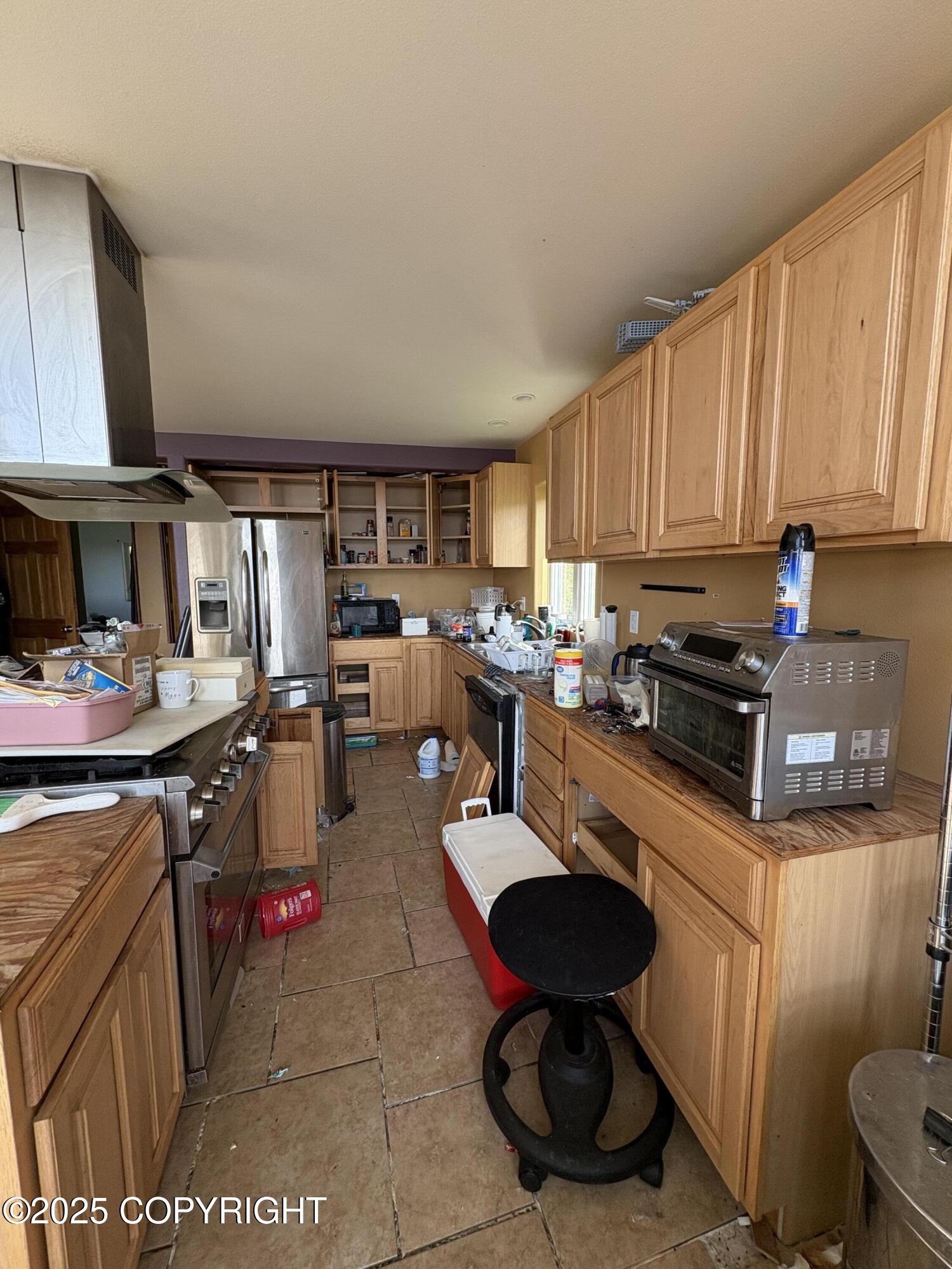 15935 Kings Way Drive