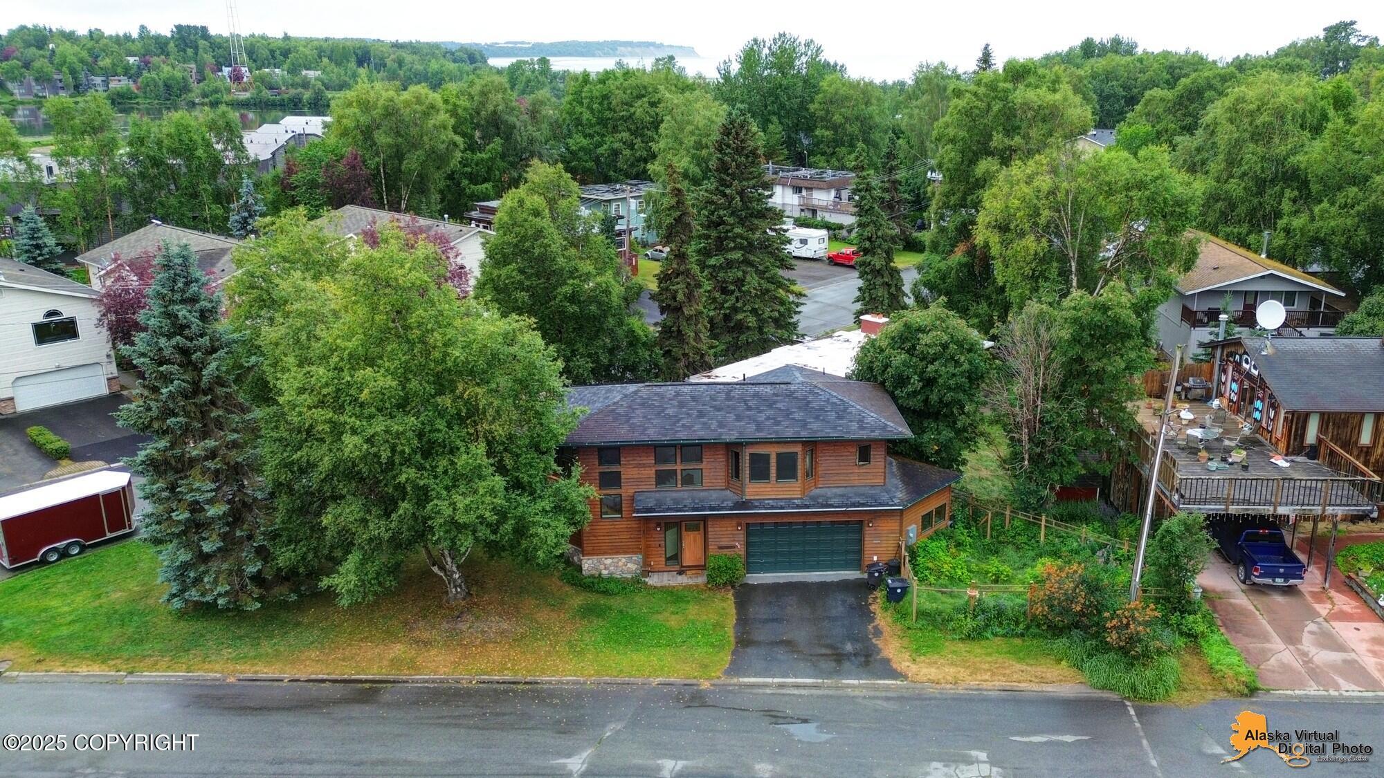 1701 Scenic Way