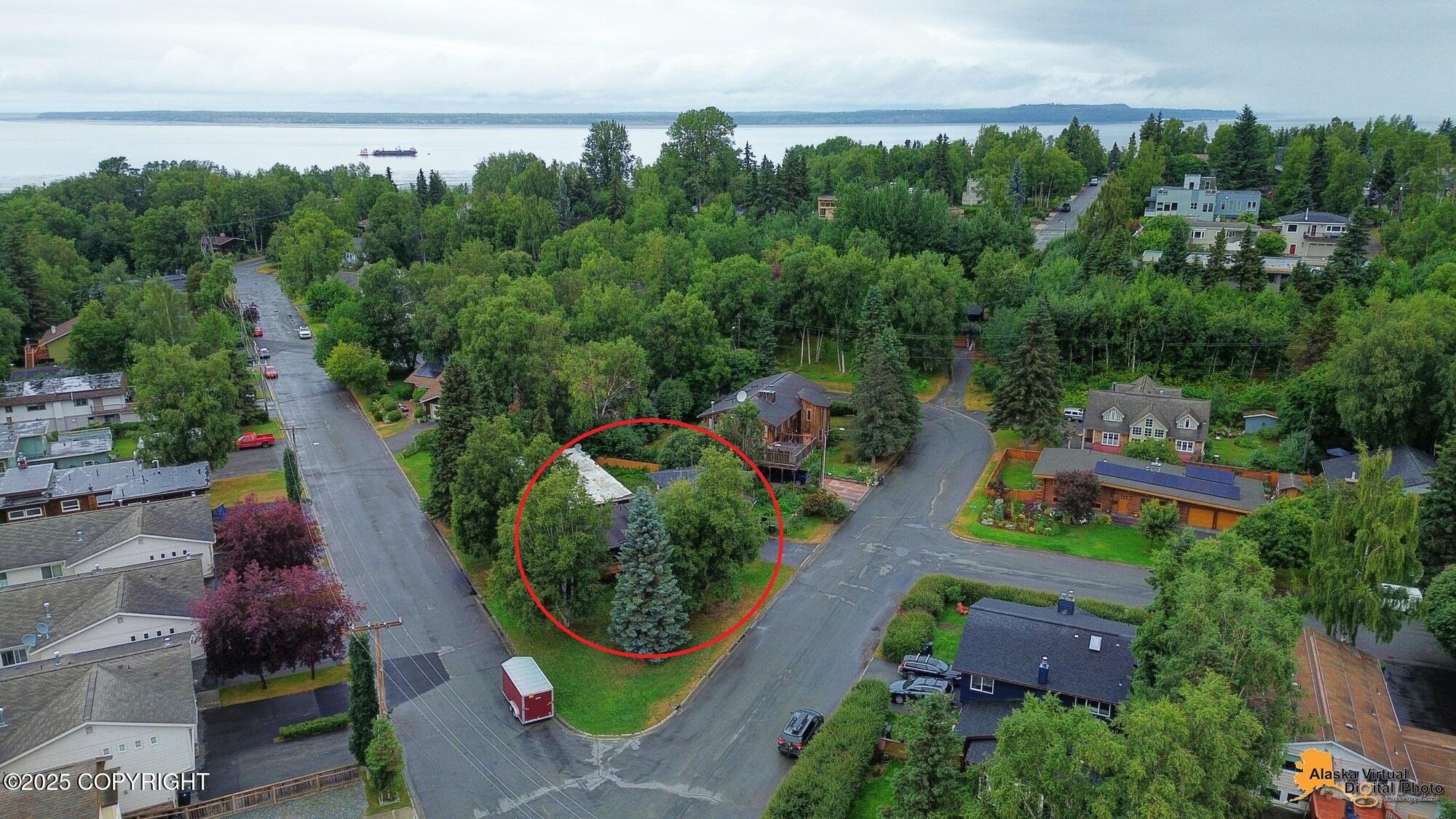 1701 Scenic Way