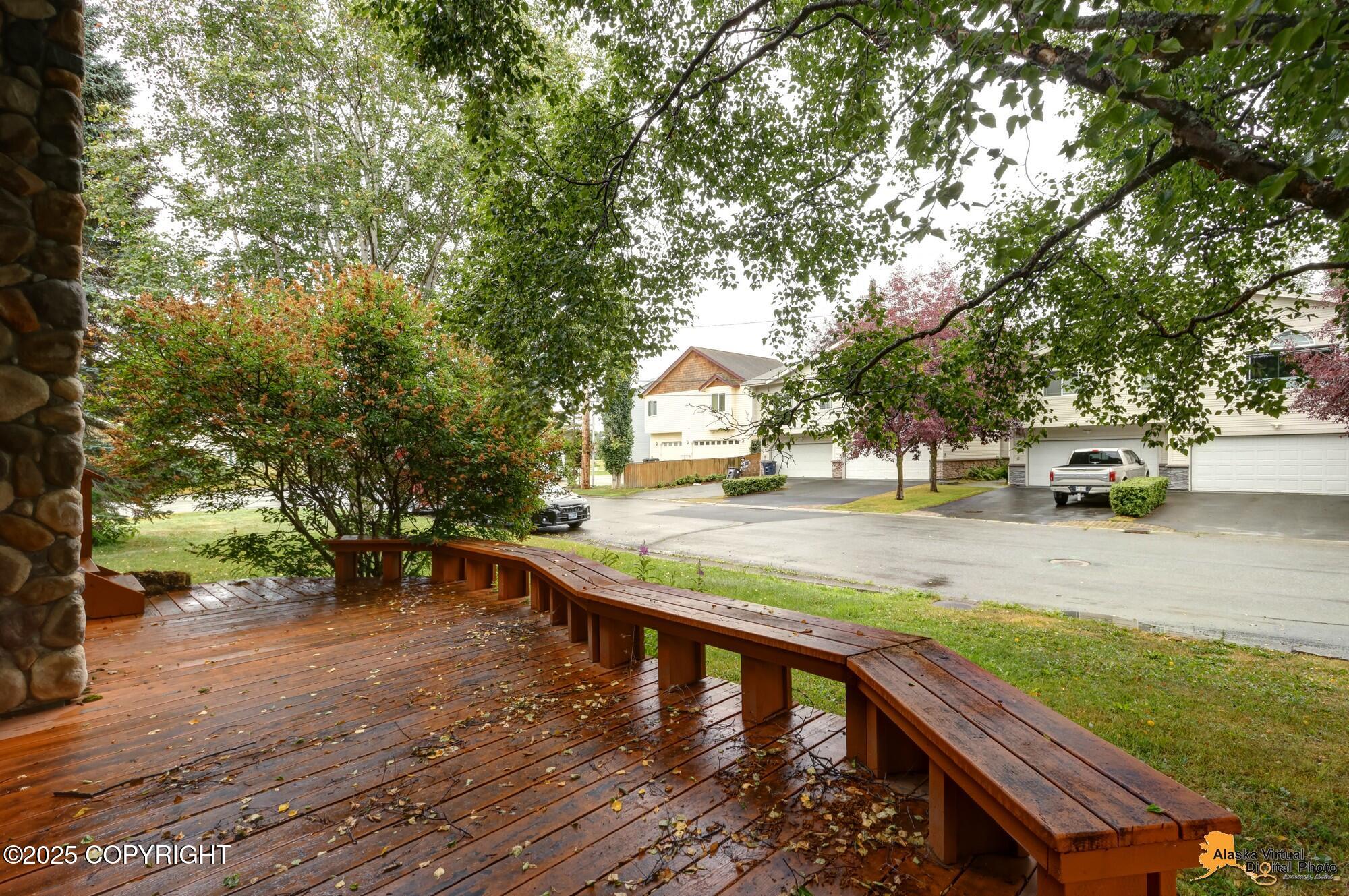 1701 Scenic Way