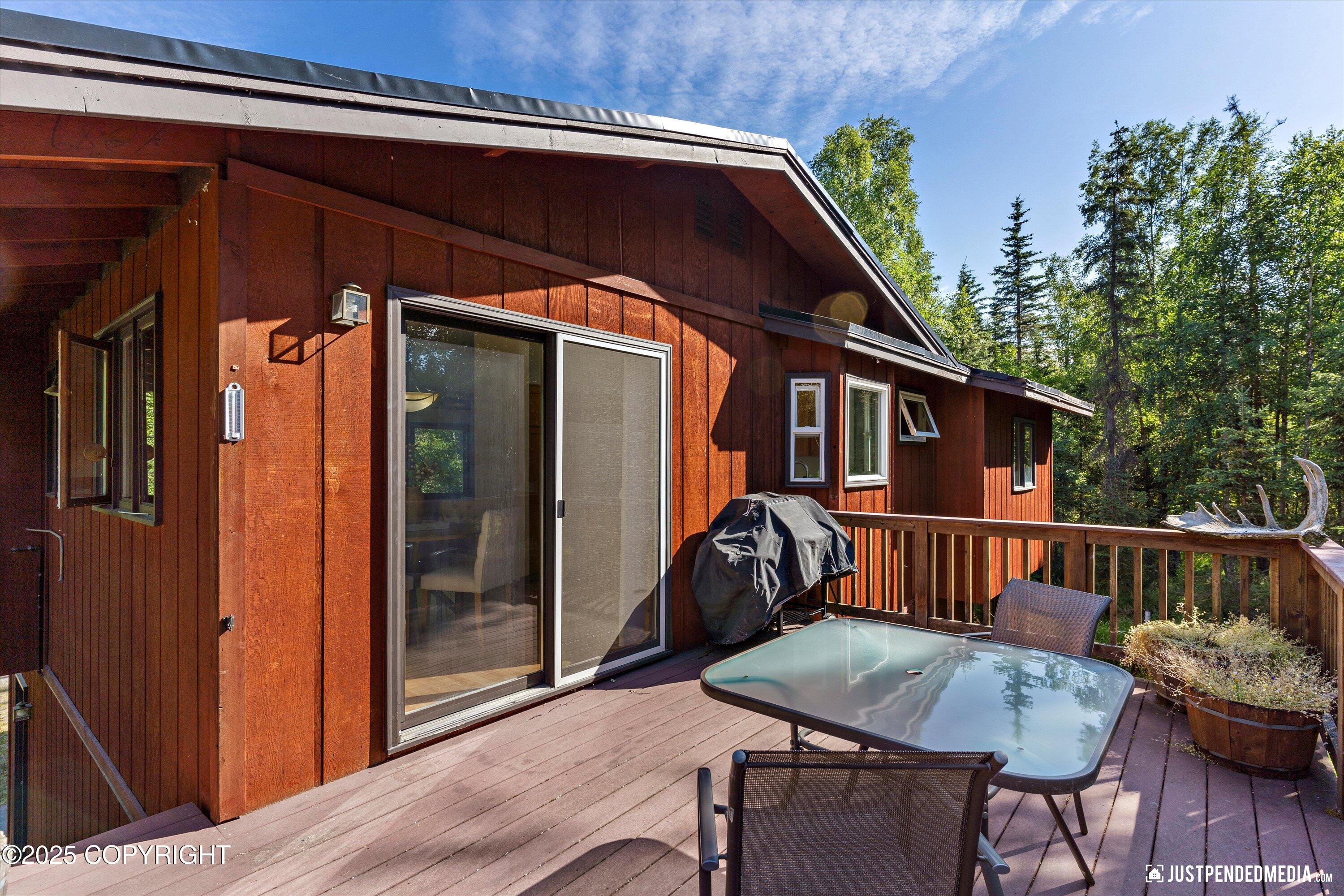 10151 Evergreen Tree Street