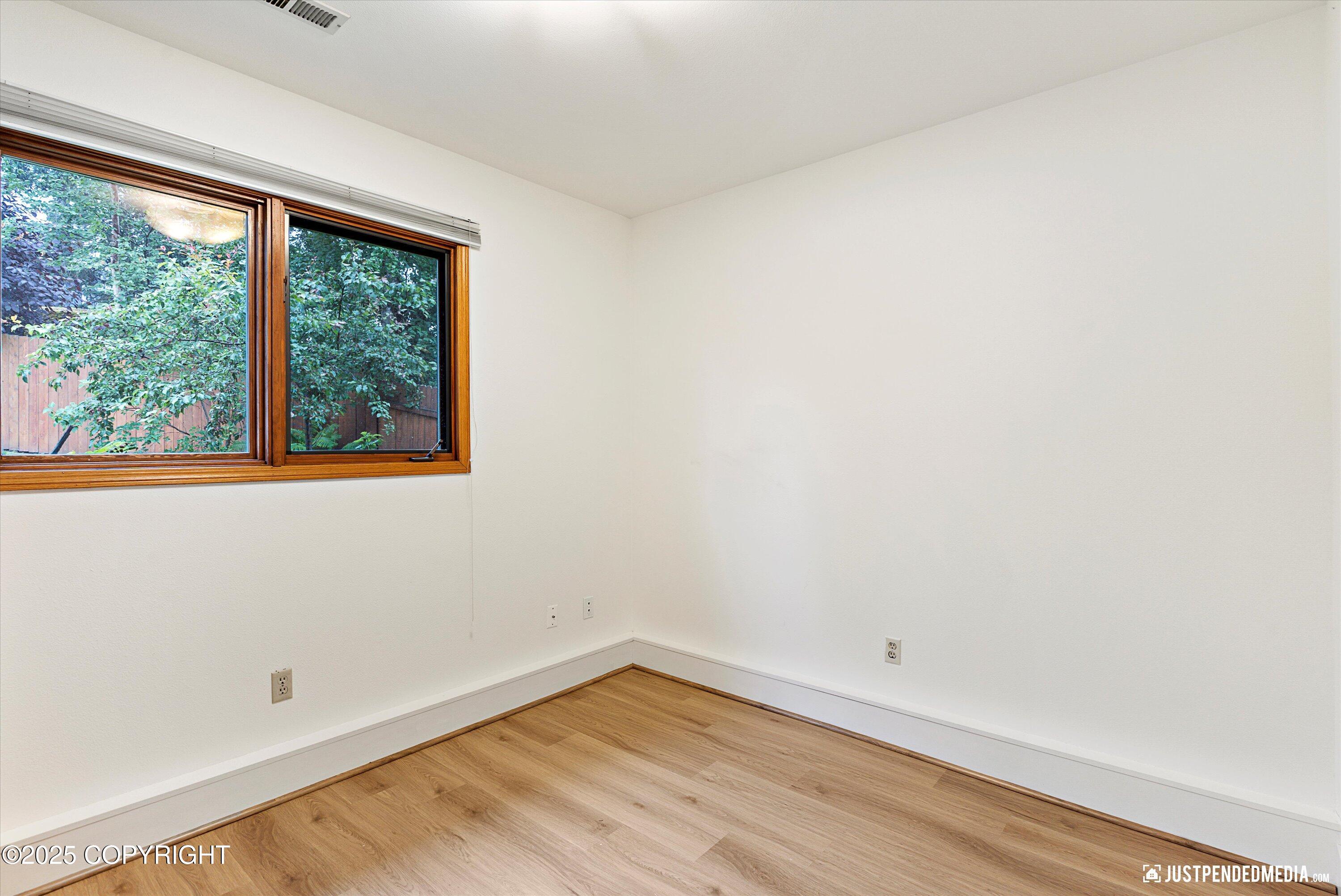 3930 Eric Circle
