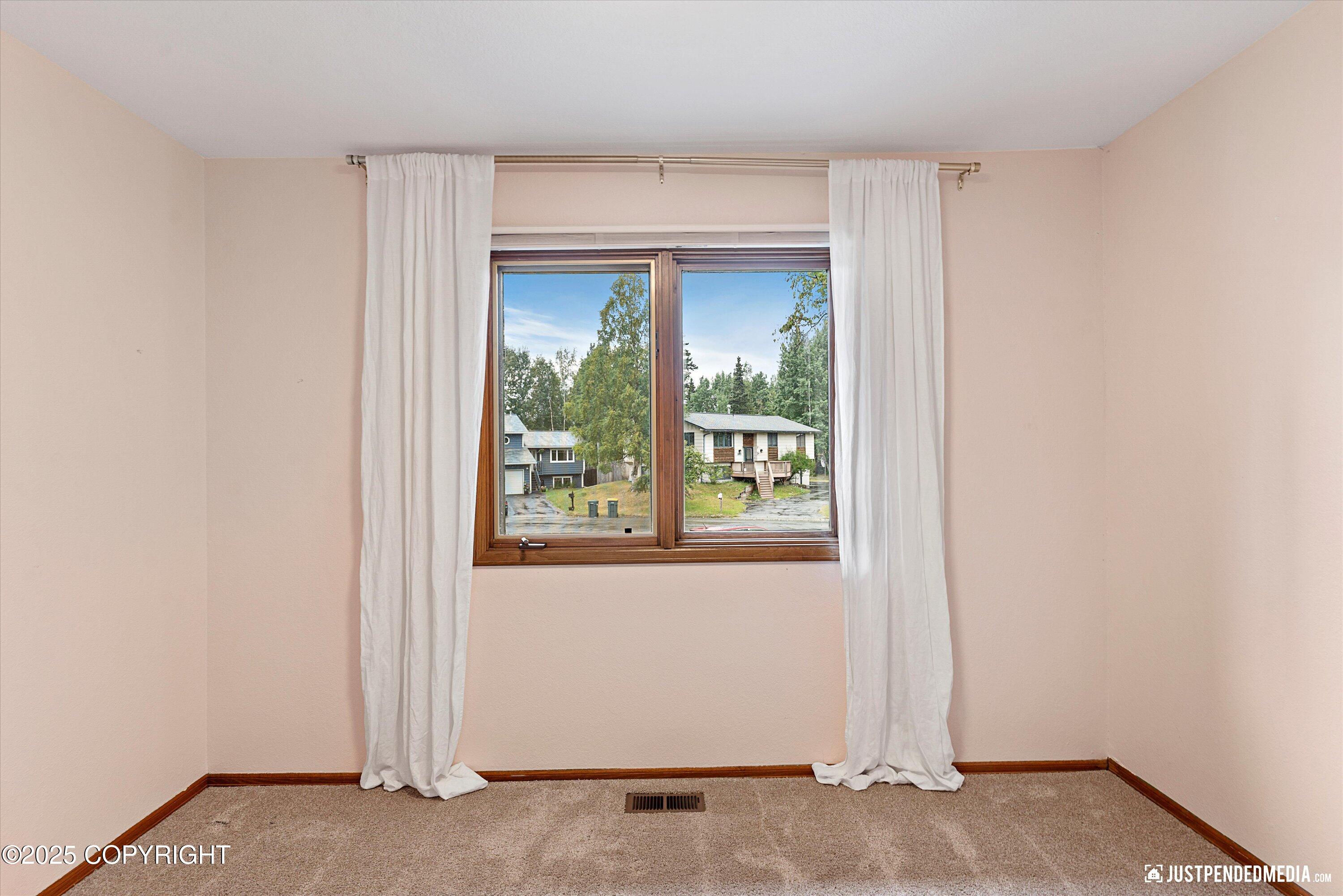 3930 Eric Circle