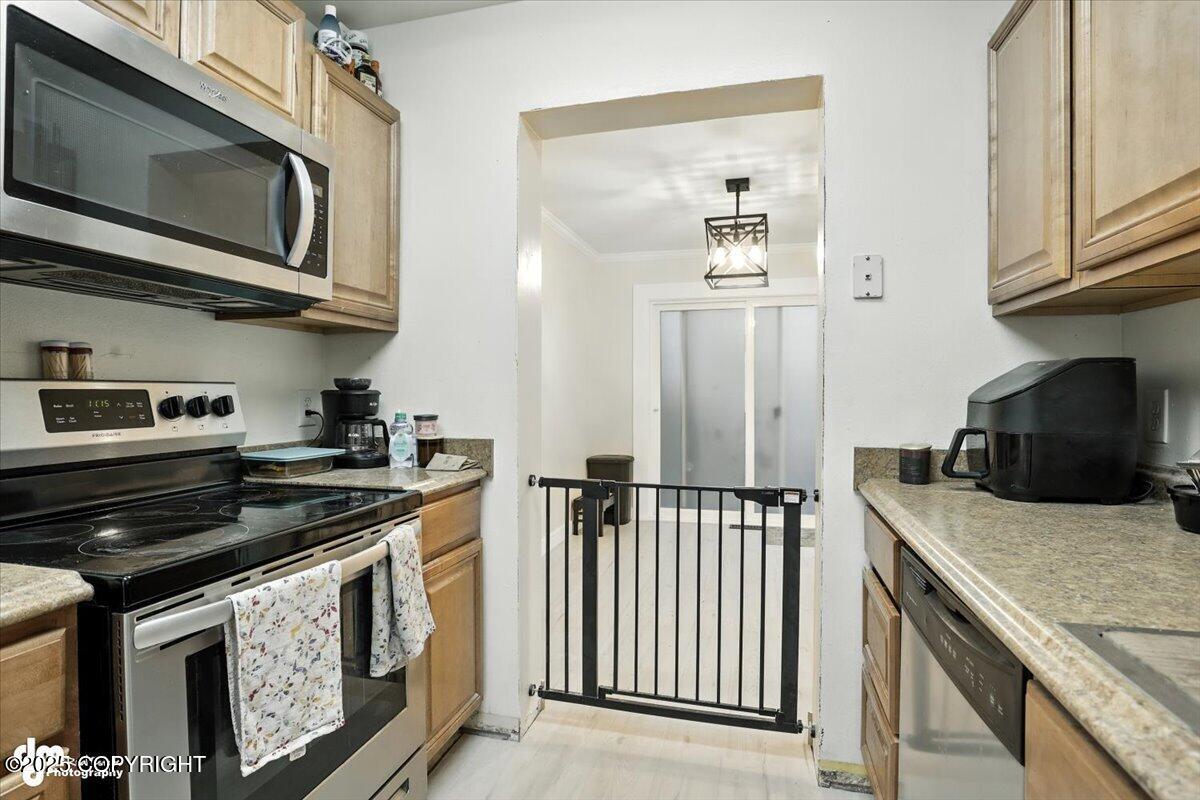 3235 Eastgate Place # 35