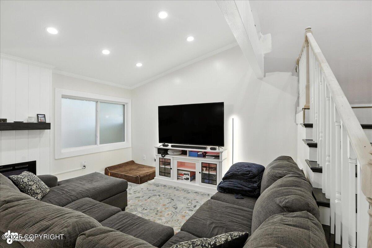 3235 Eastgate Place # 35