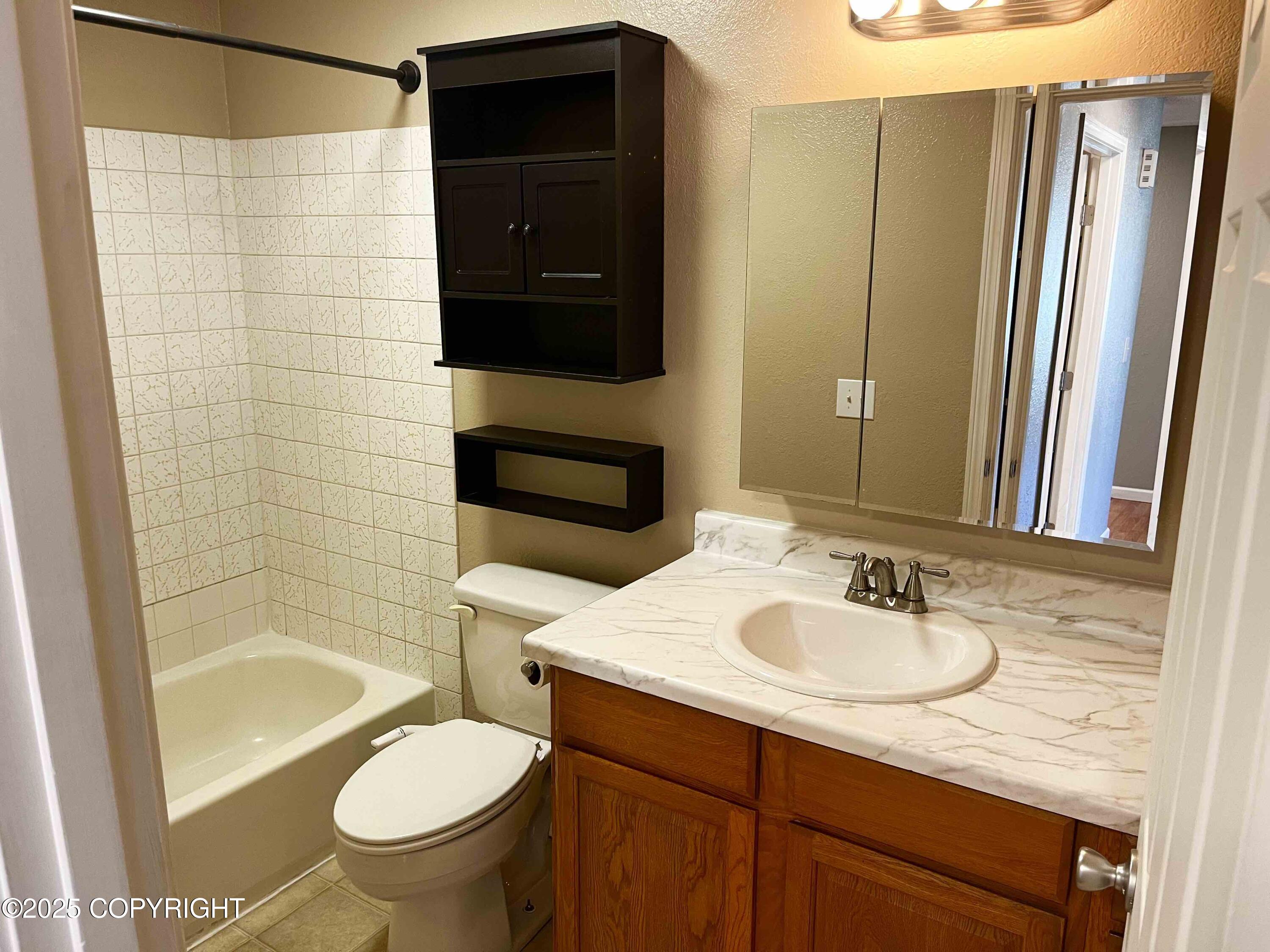190 Grand Larry Street # A12 Unit: #A12