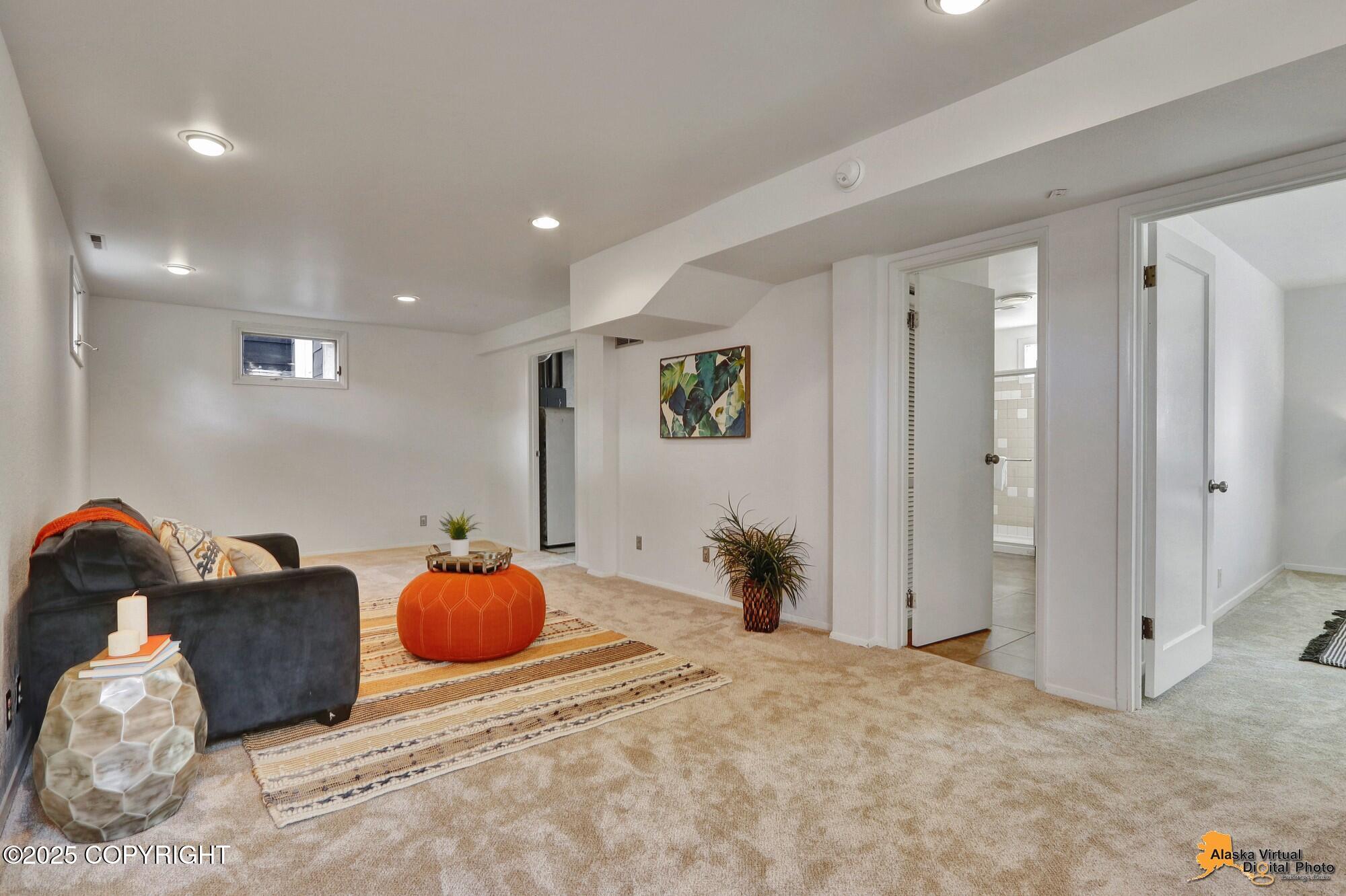 1235 W 15th Avenue