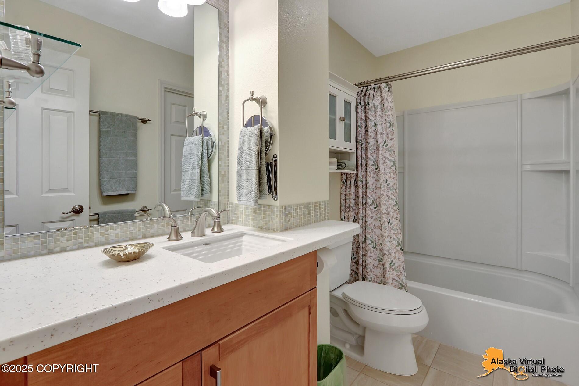 2214 Daybreak Court