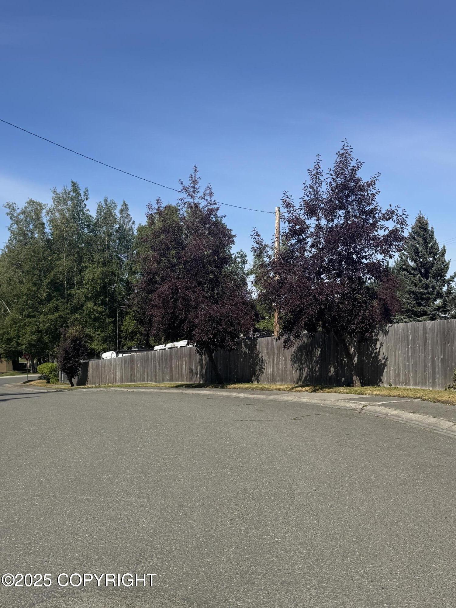 2214 Daybreak Court