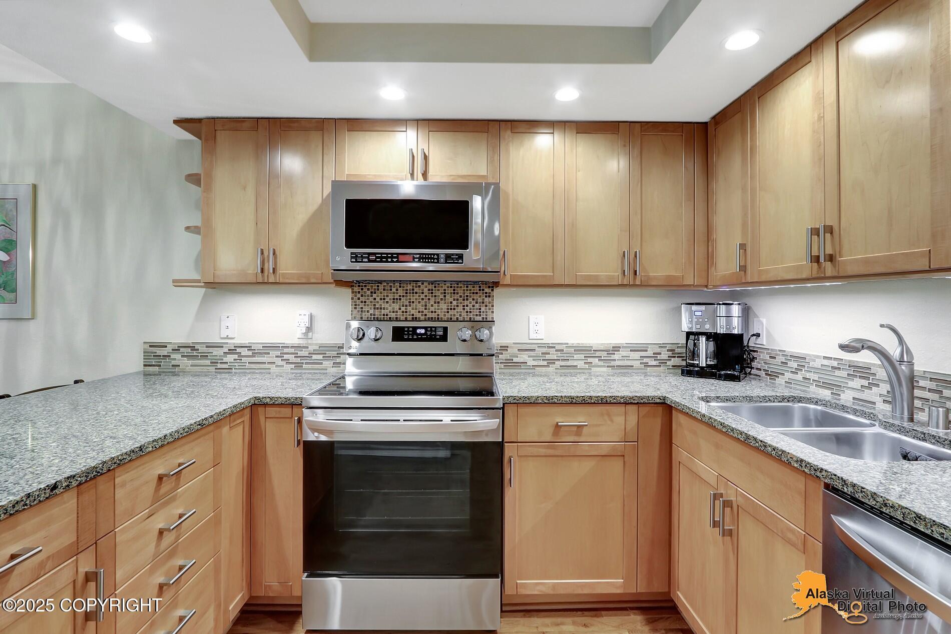 2214 Daybreak Court