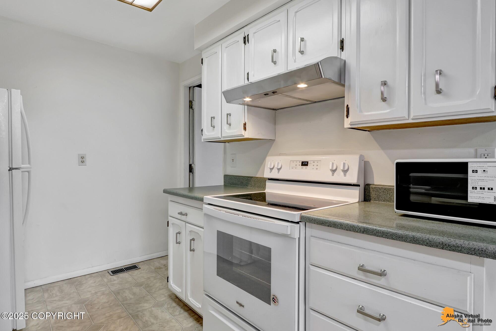 3320 Mt Vernon Court