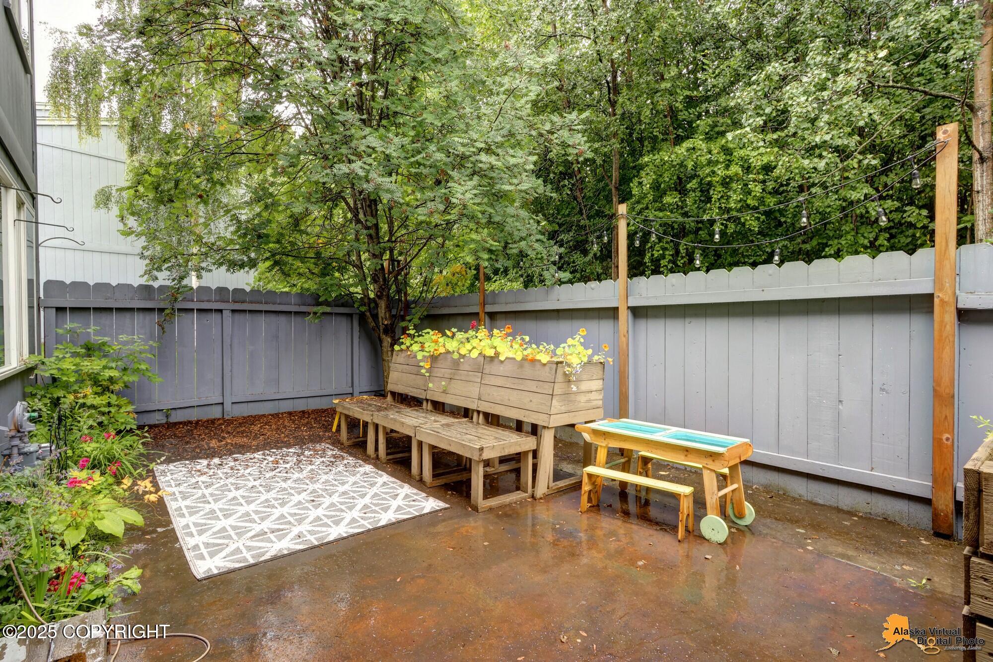 2224 Daybreak Court