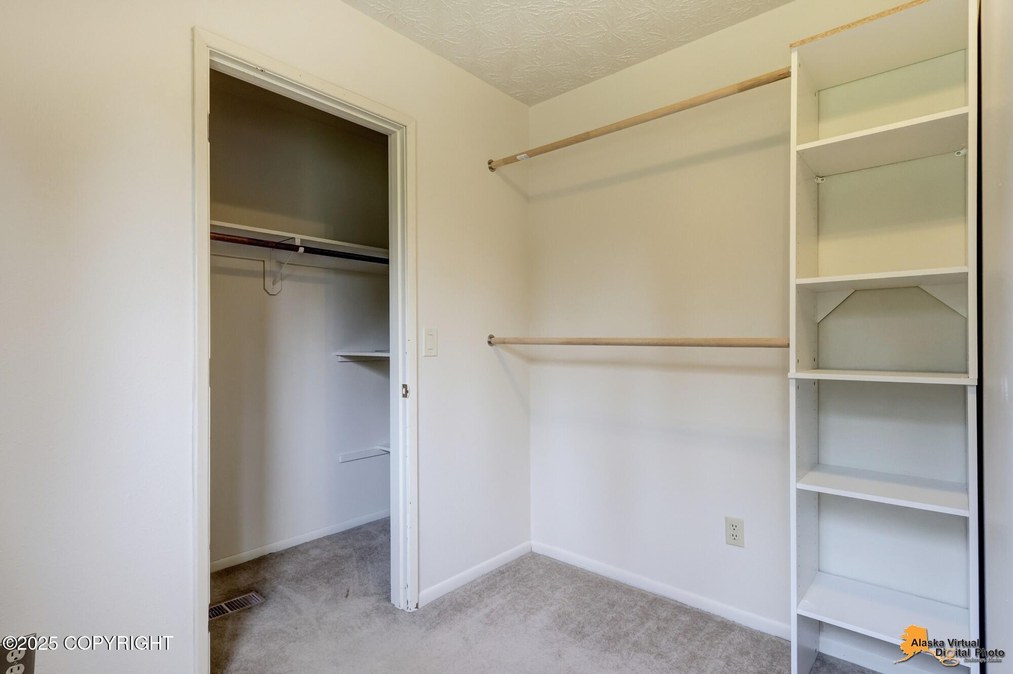 12941 Ridgewood Circle