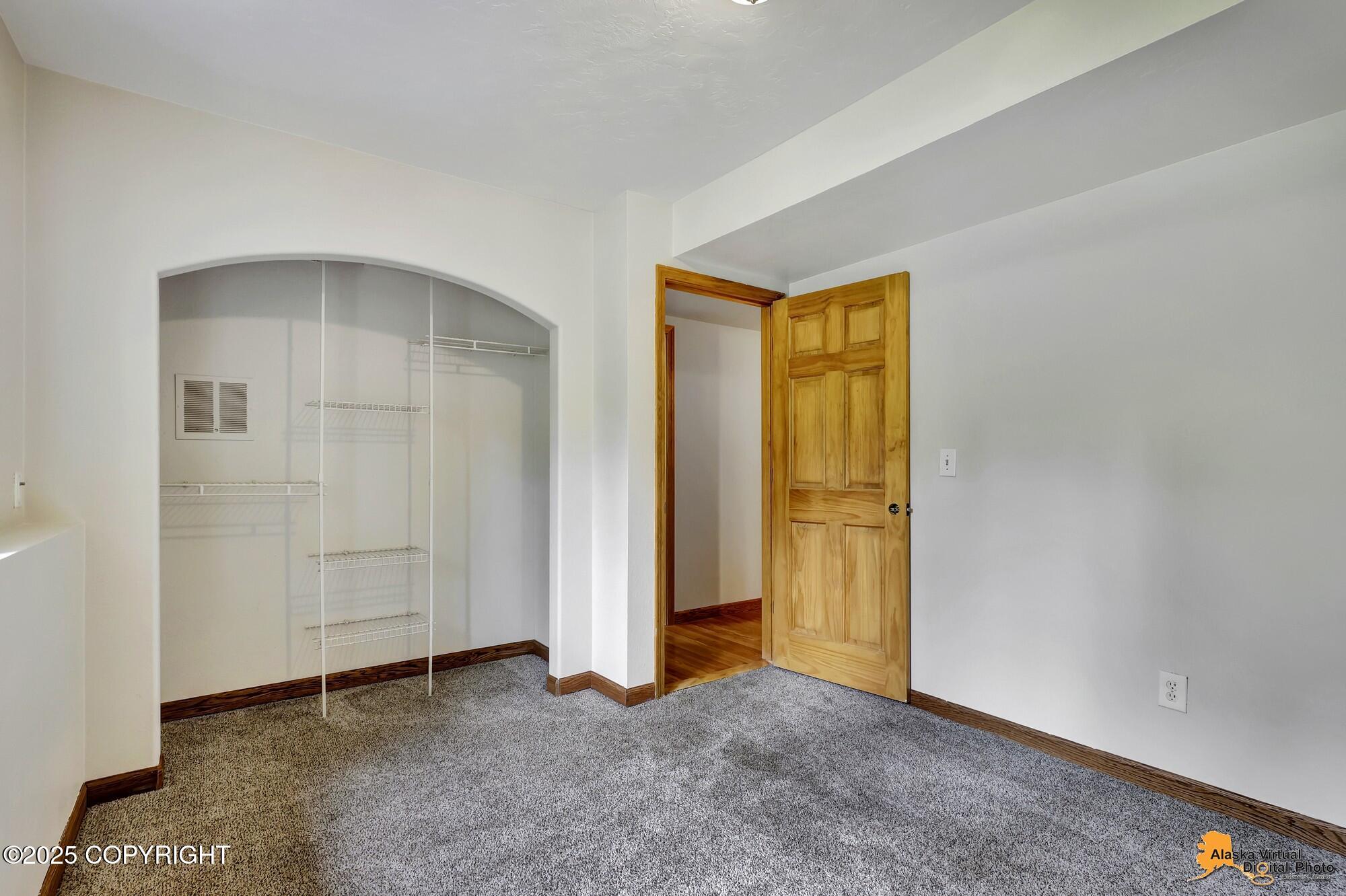 12941 Ridgewood Circle