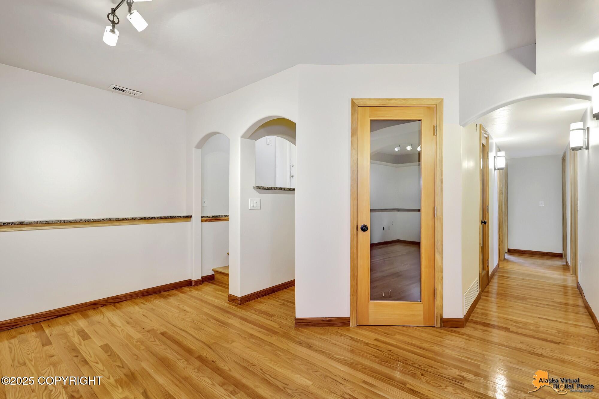 12941 Ridgewood Circle