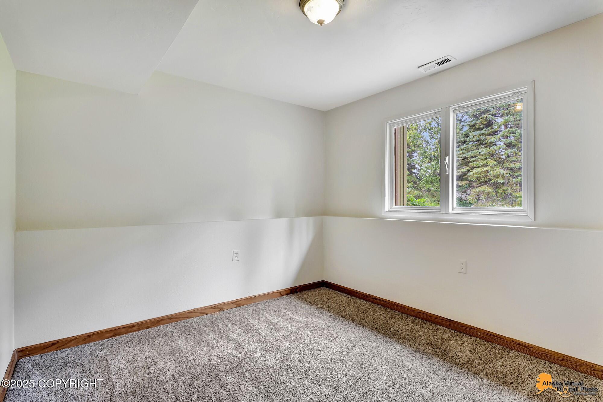 12941 Ridgewood Circle