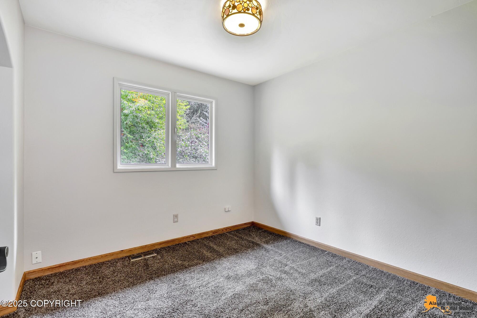 12941 Ridgewood Circle