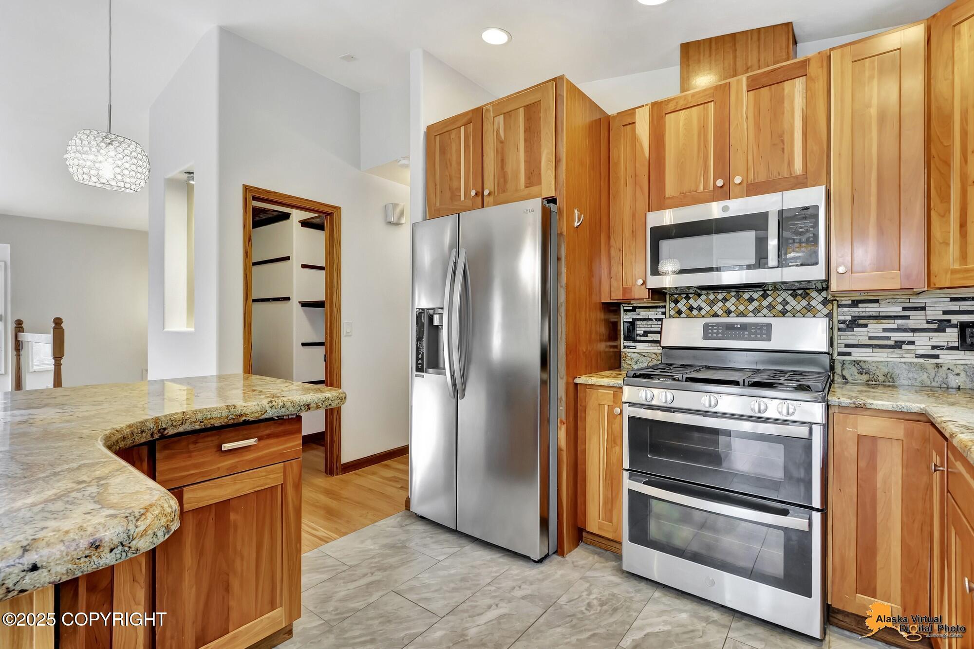 12941 Ridgewood Circle