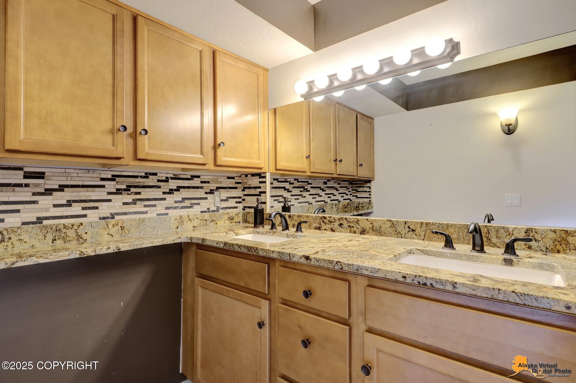 12941 Ridgewood Circle