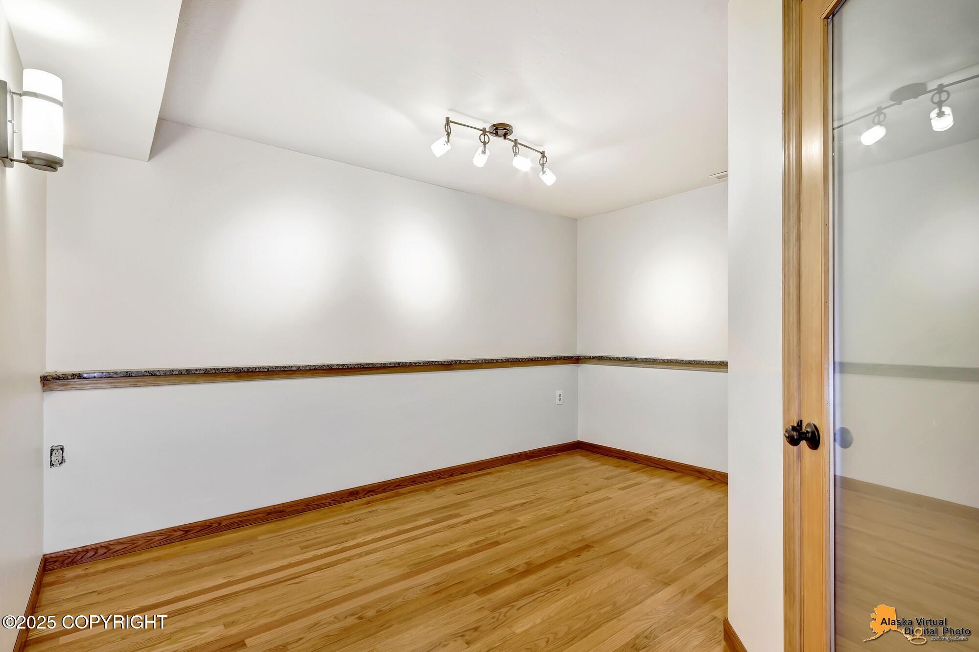 12941 Ridgewood Circle