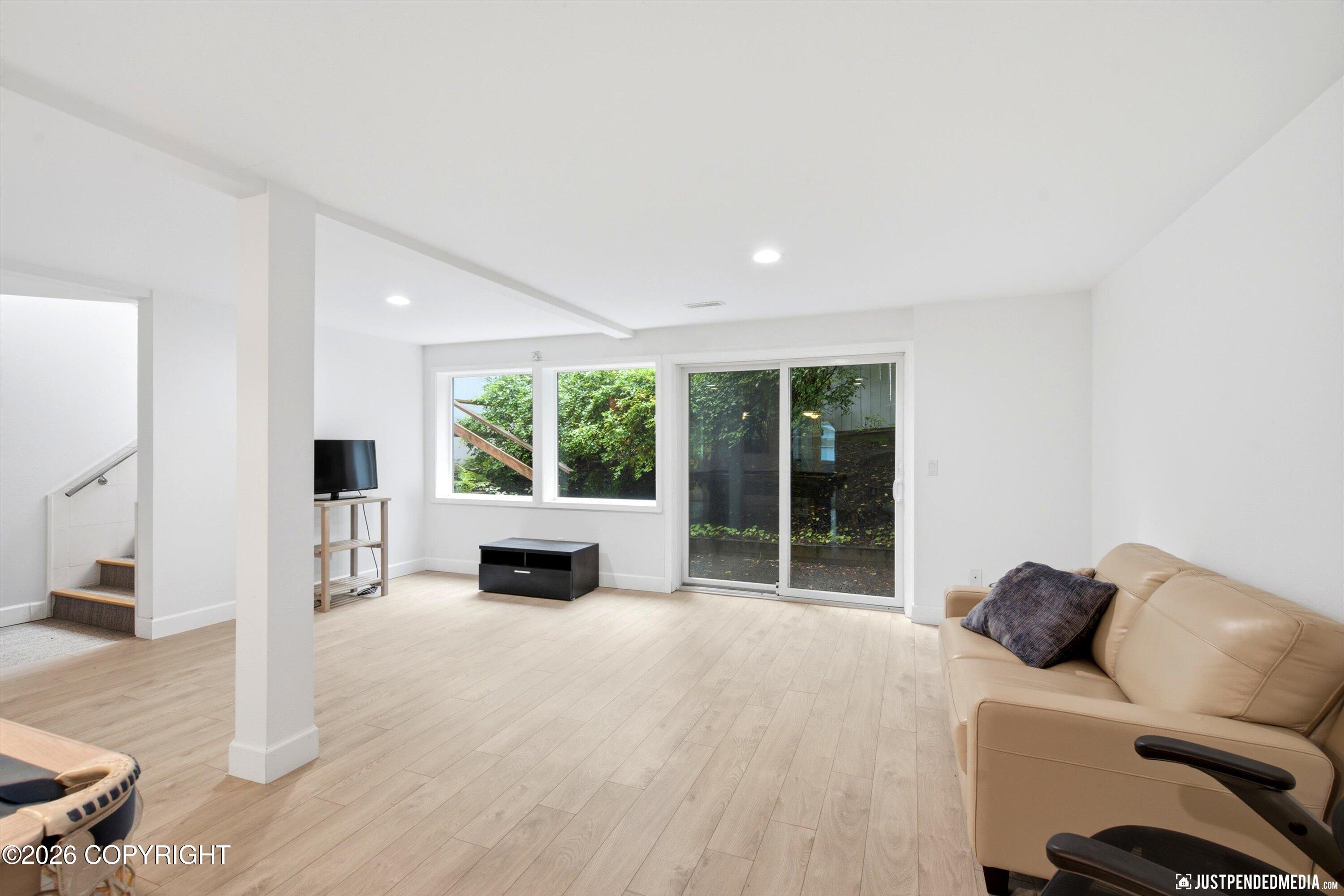 2219 Forest Park Drive