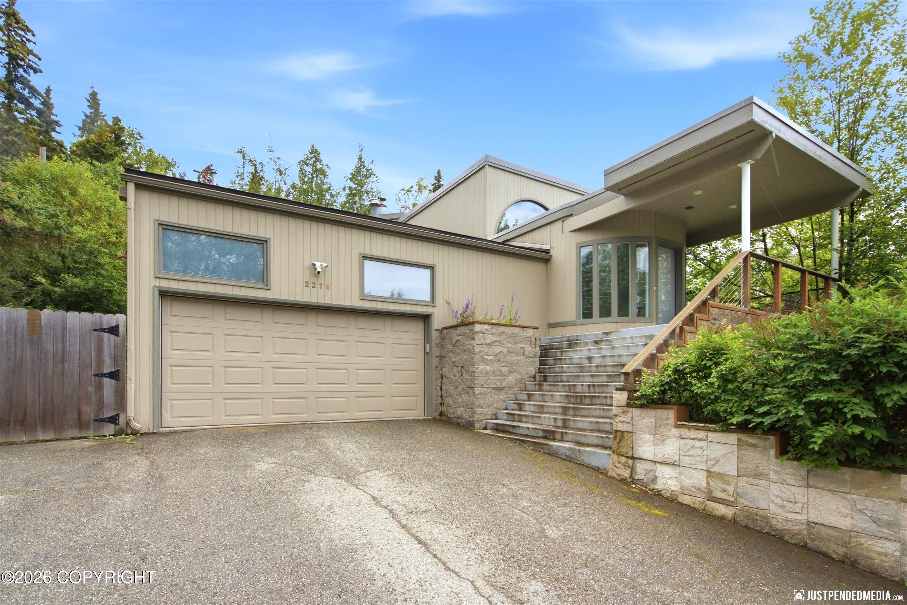 2219 Forest Park Drive