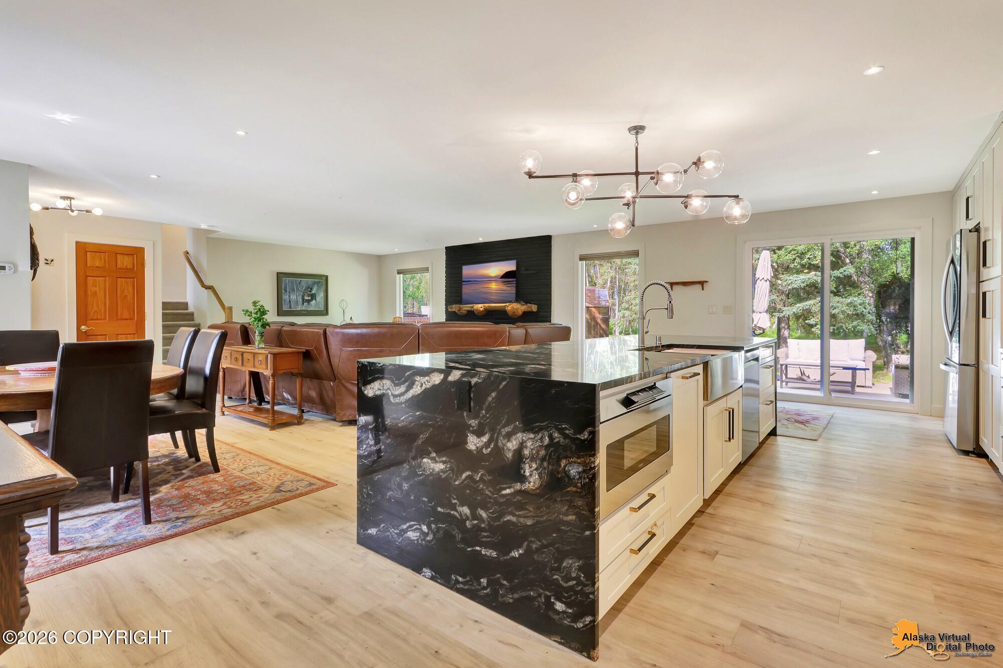 12301 Hilltop Drive