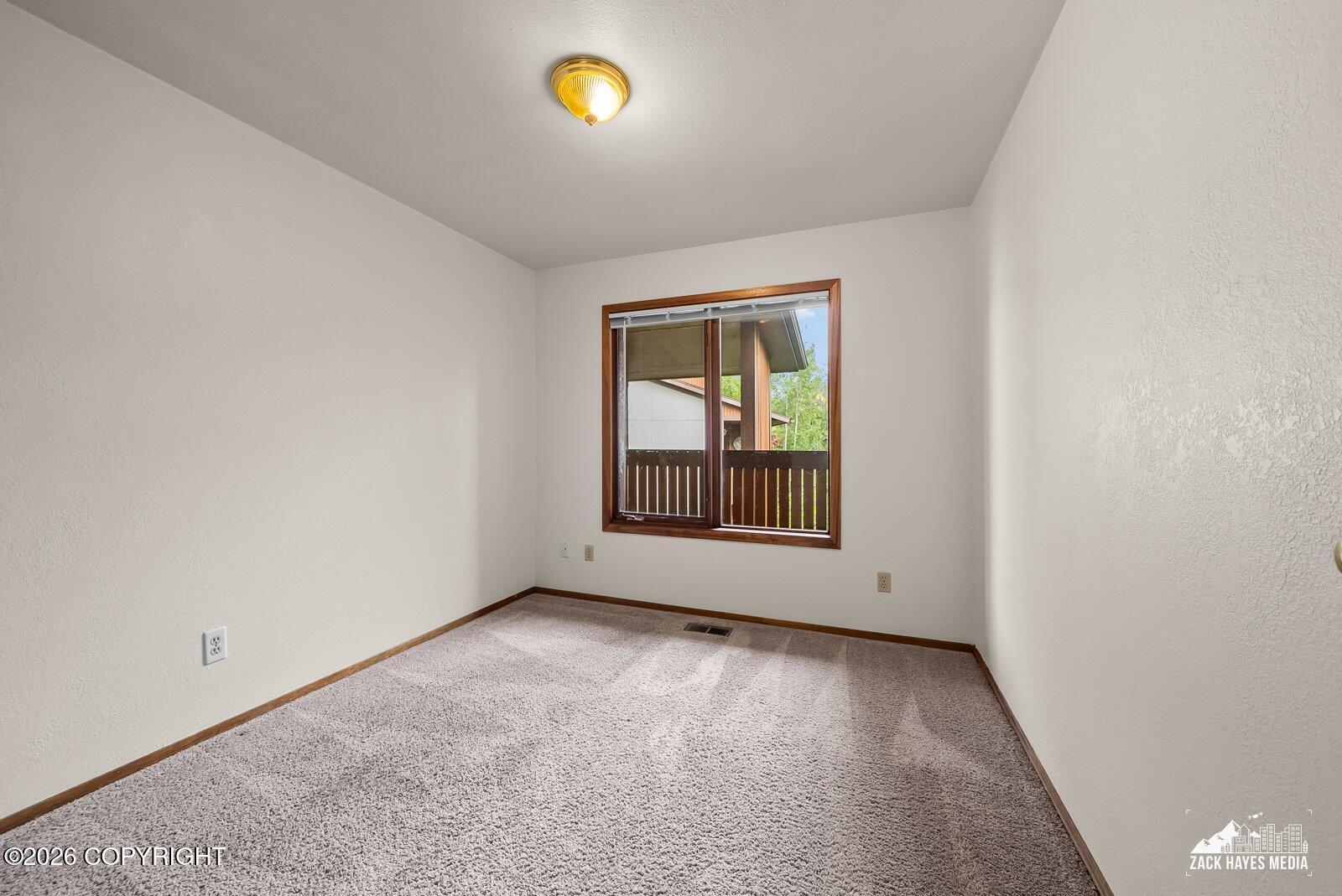 7242 Foxridge Circle # 10C Unit: #10C