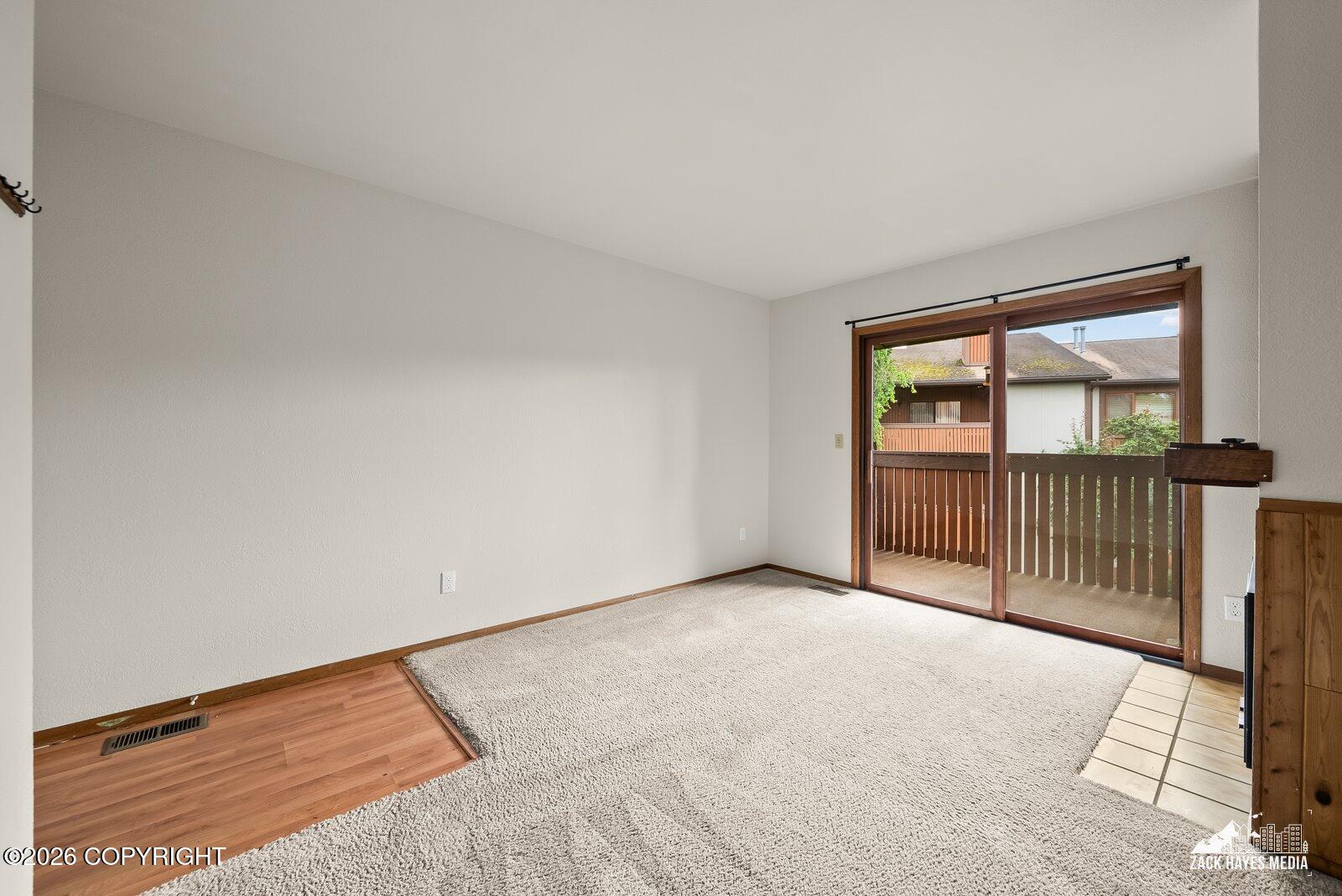 7242 Foxridge Circle # 10C Unit: #10C