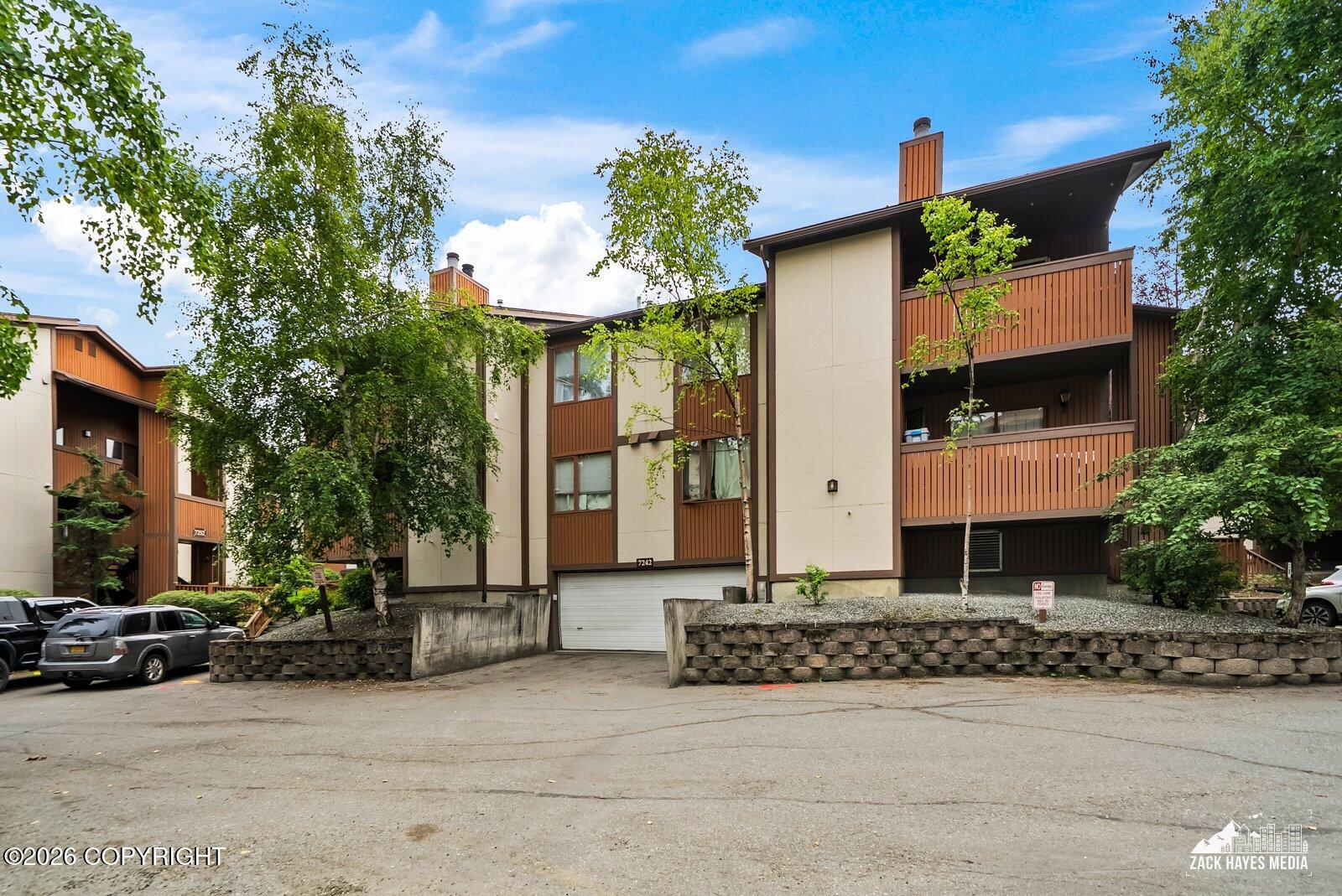 7242 Foxridge Circle # 10C Unit: #10C