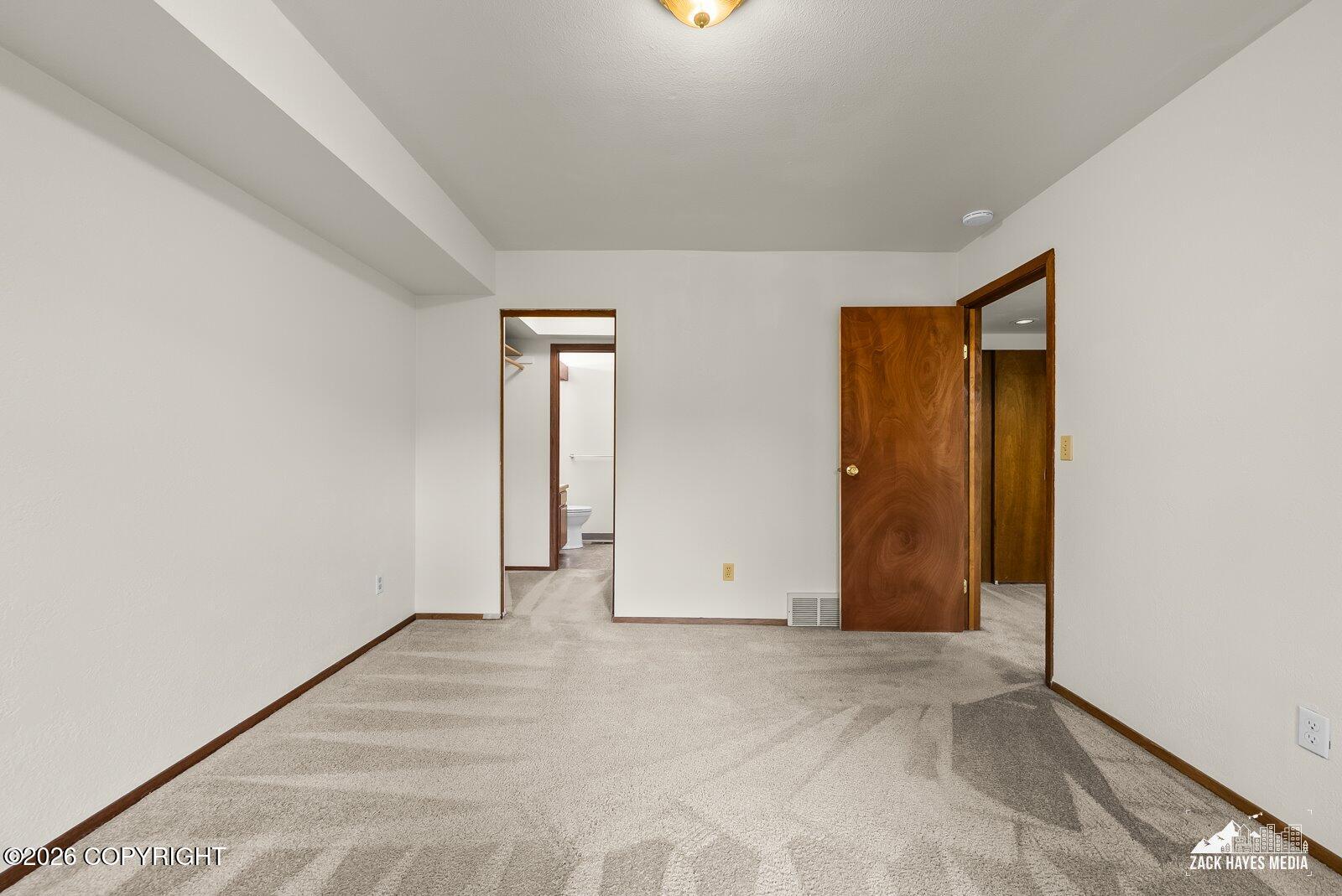 7242 Foxridge Circle # 10C Unit: #10C