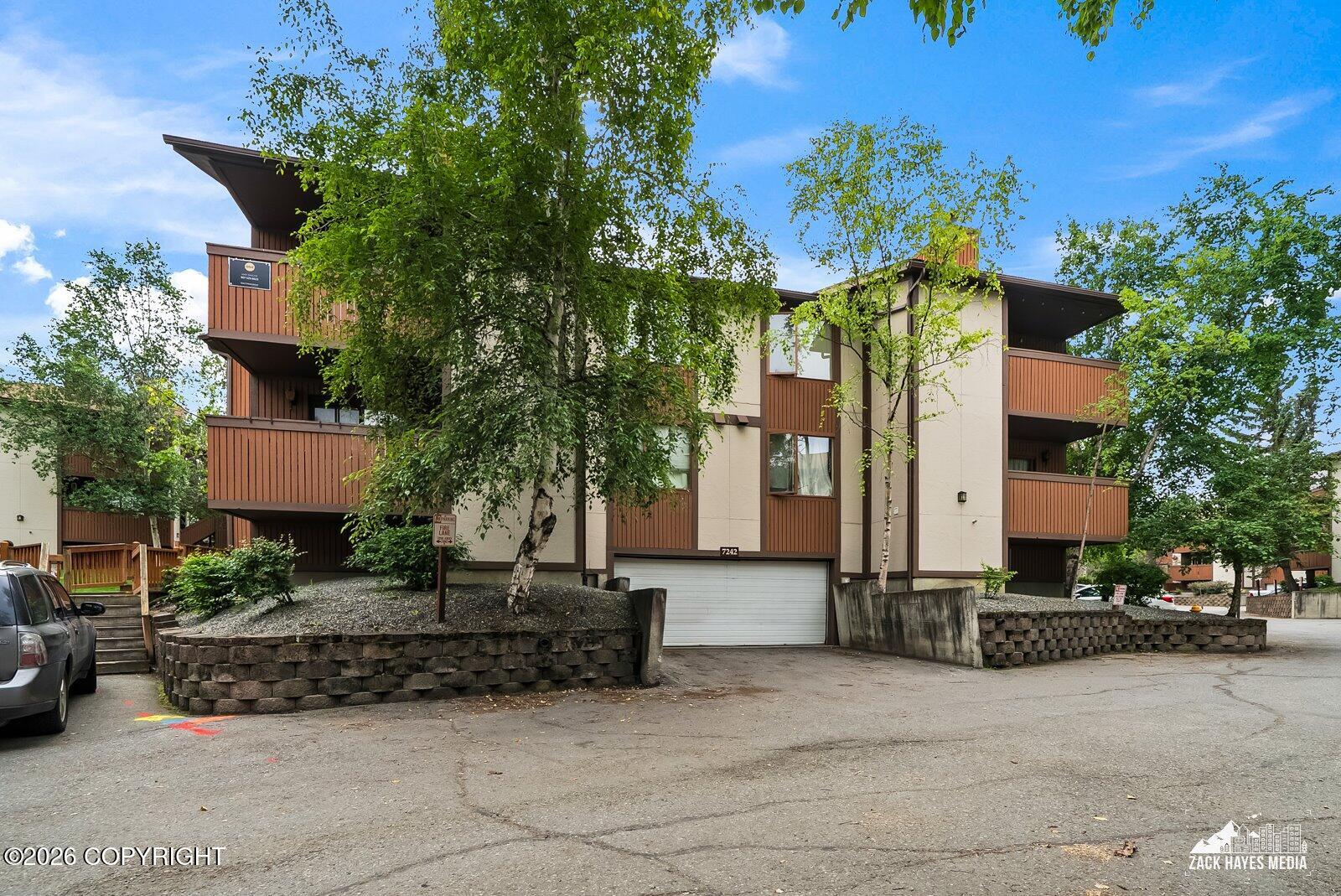 7242 Foxridge Circle # 10C Unit: #10C