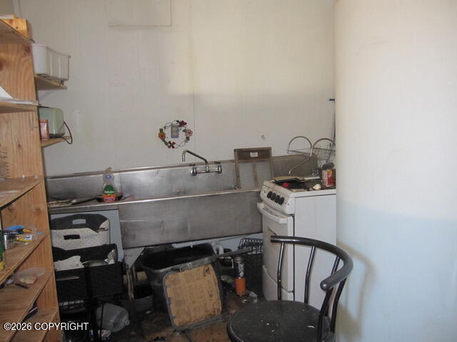 410 Sixth Ave Avenue