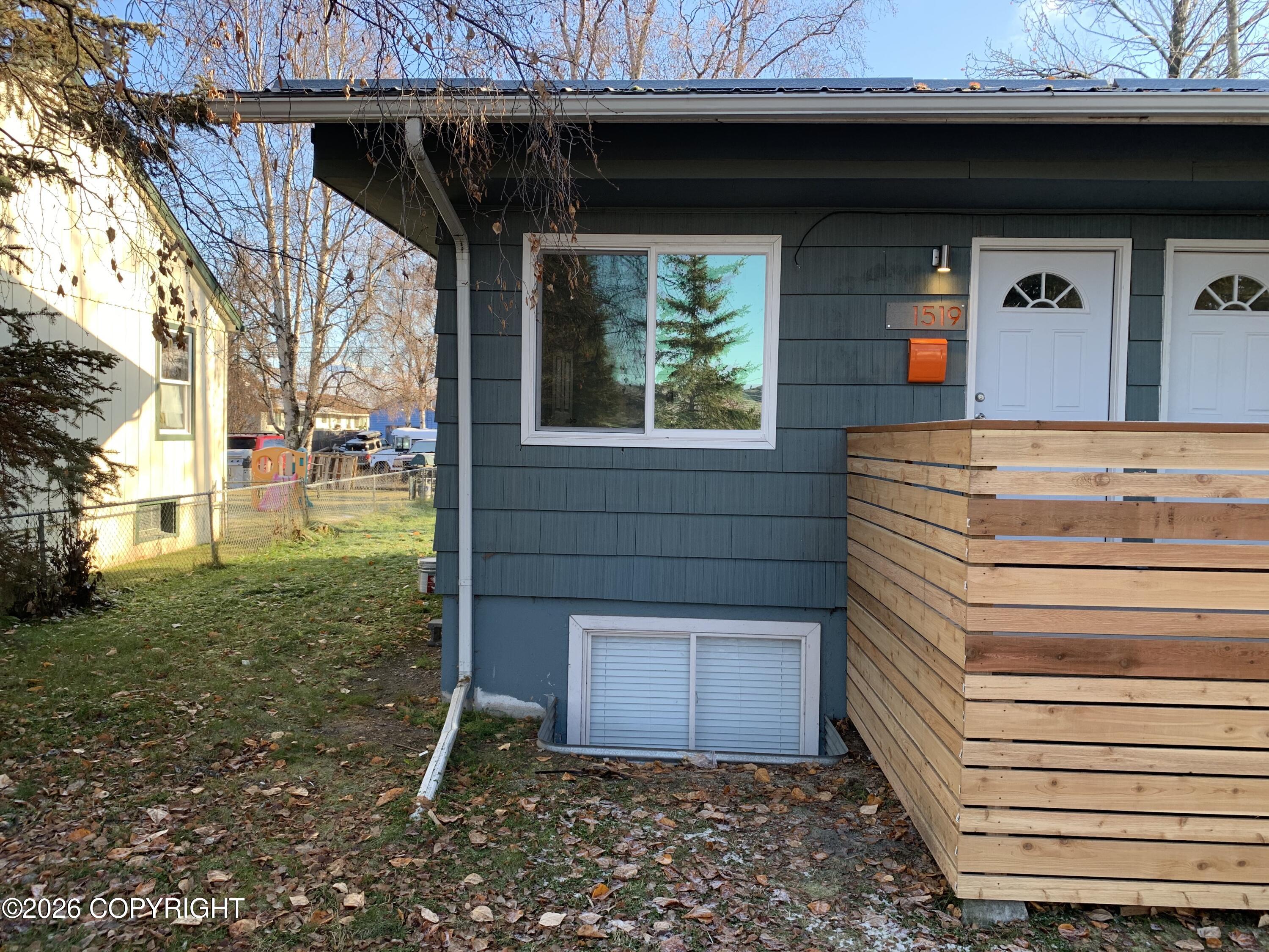 1519 Kinnikinnick Street