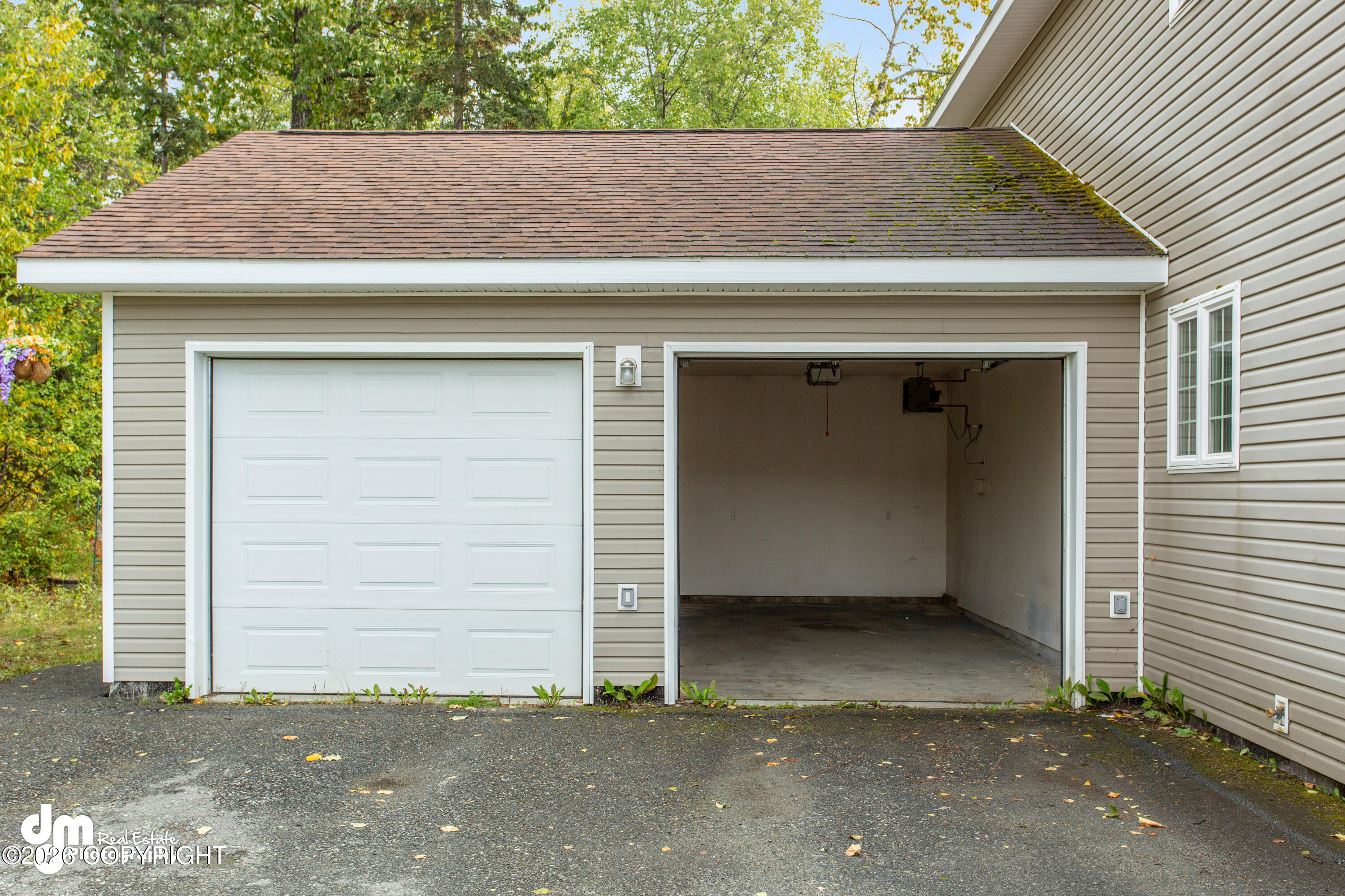 540 W Roy Road