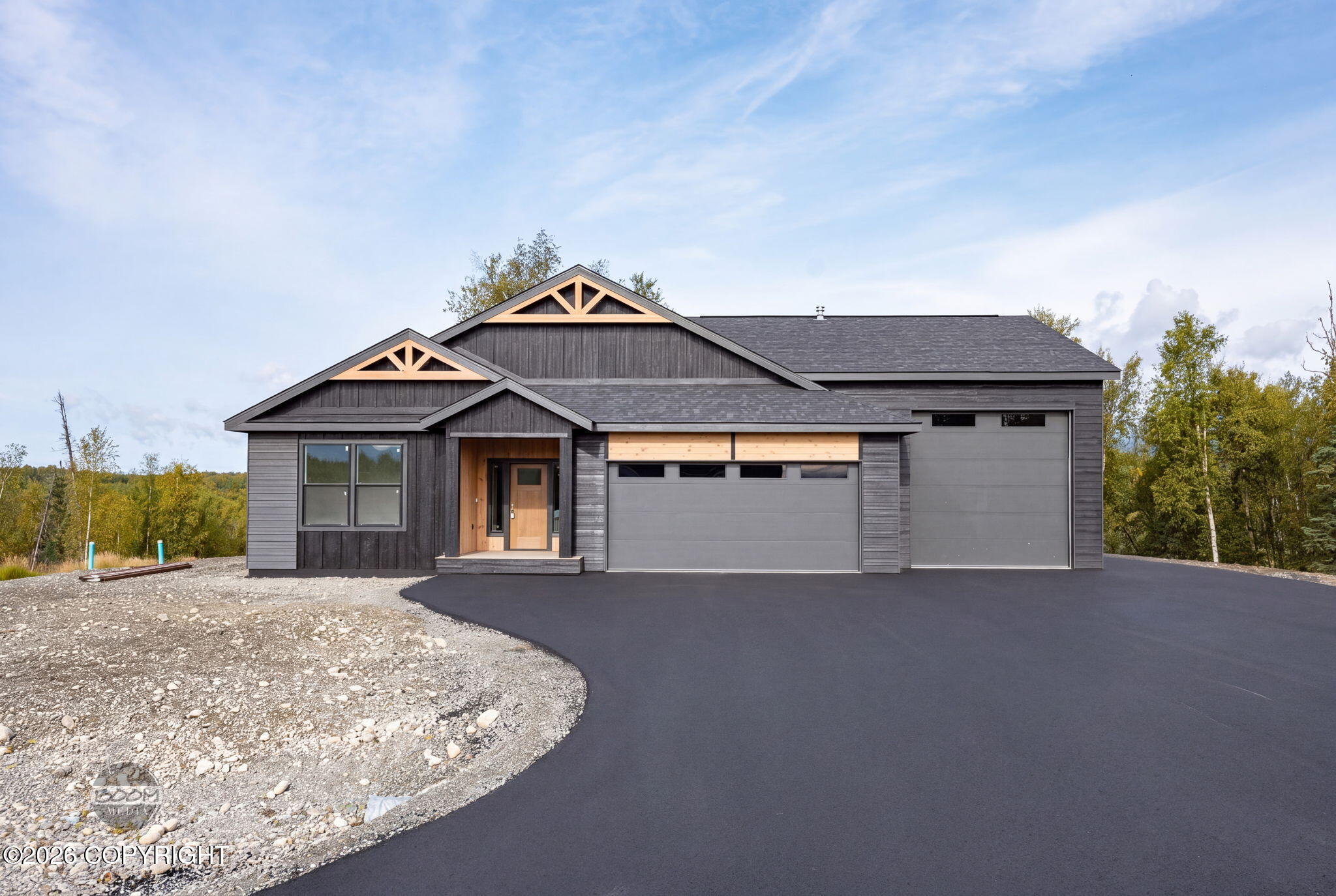 2609 W Longview Circle