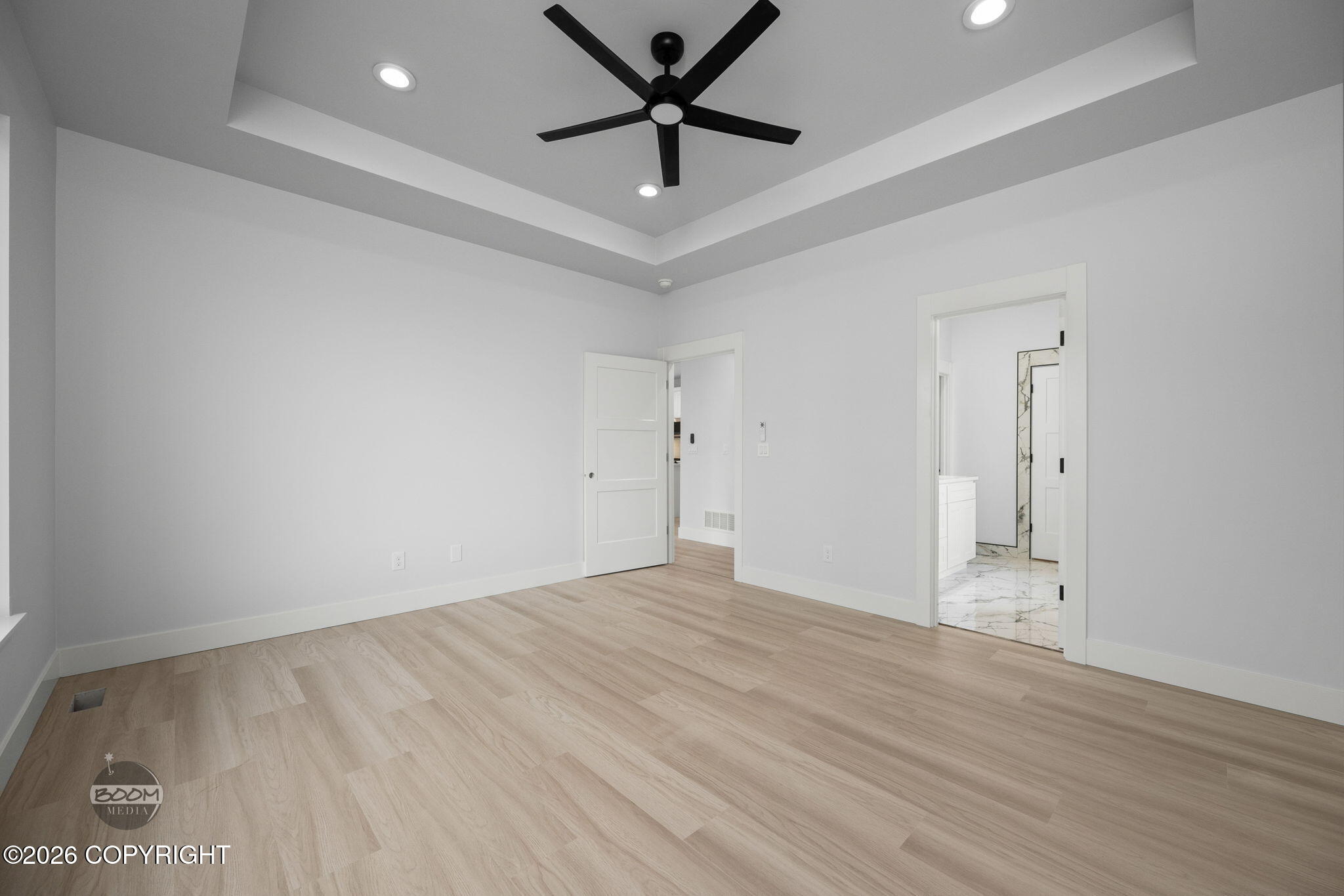 2609 W Longview Circle