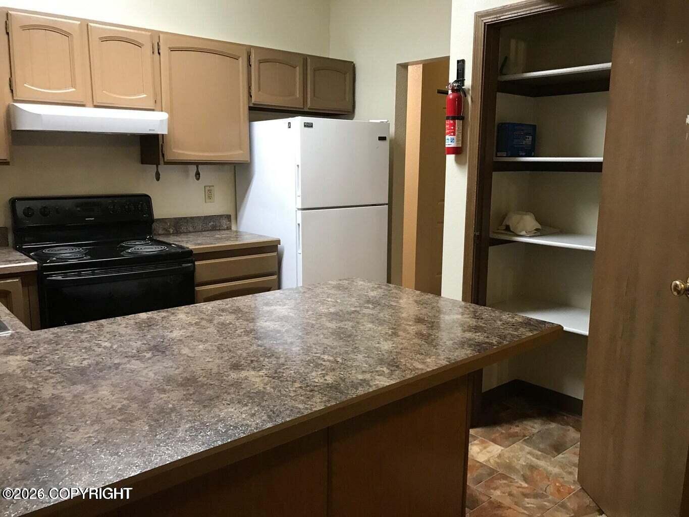 6121 E 41st Court # 3 Unit: #3