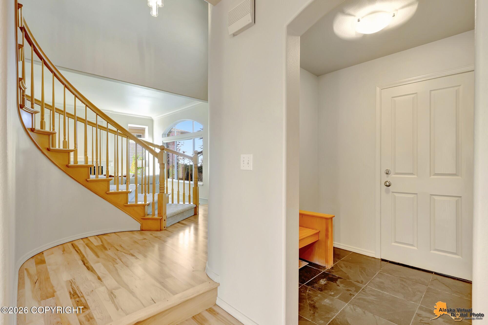 4742 Potter Crest Circle