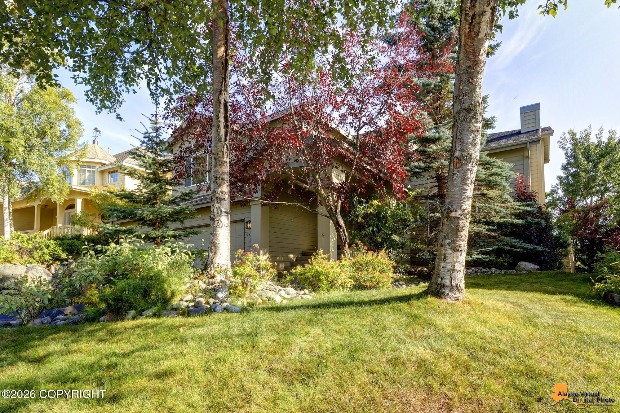 4742 Potter Crest Circle